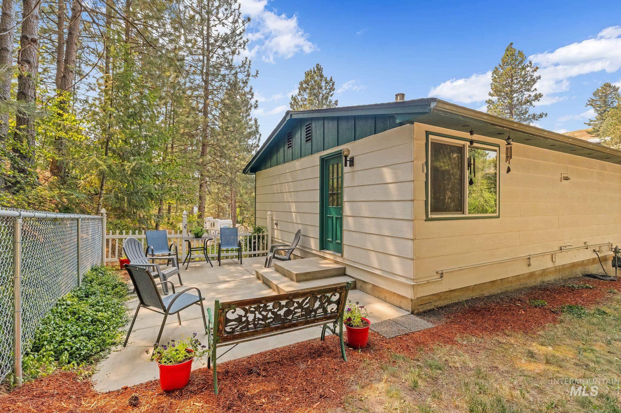 321 Monica St, Troy, Idaho 83871, 3 Bedrooms, 2 Bathrooms, Residential For Sale, Price $379,900, 98997223