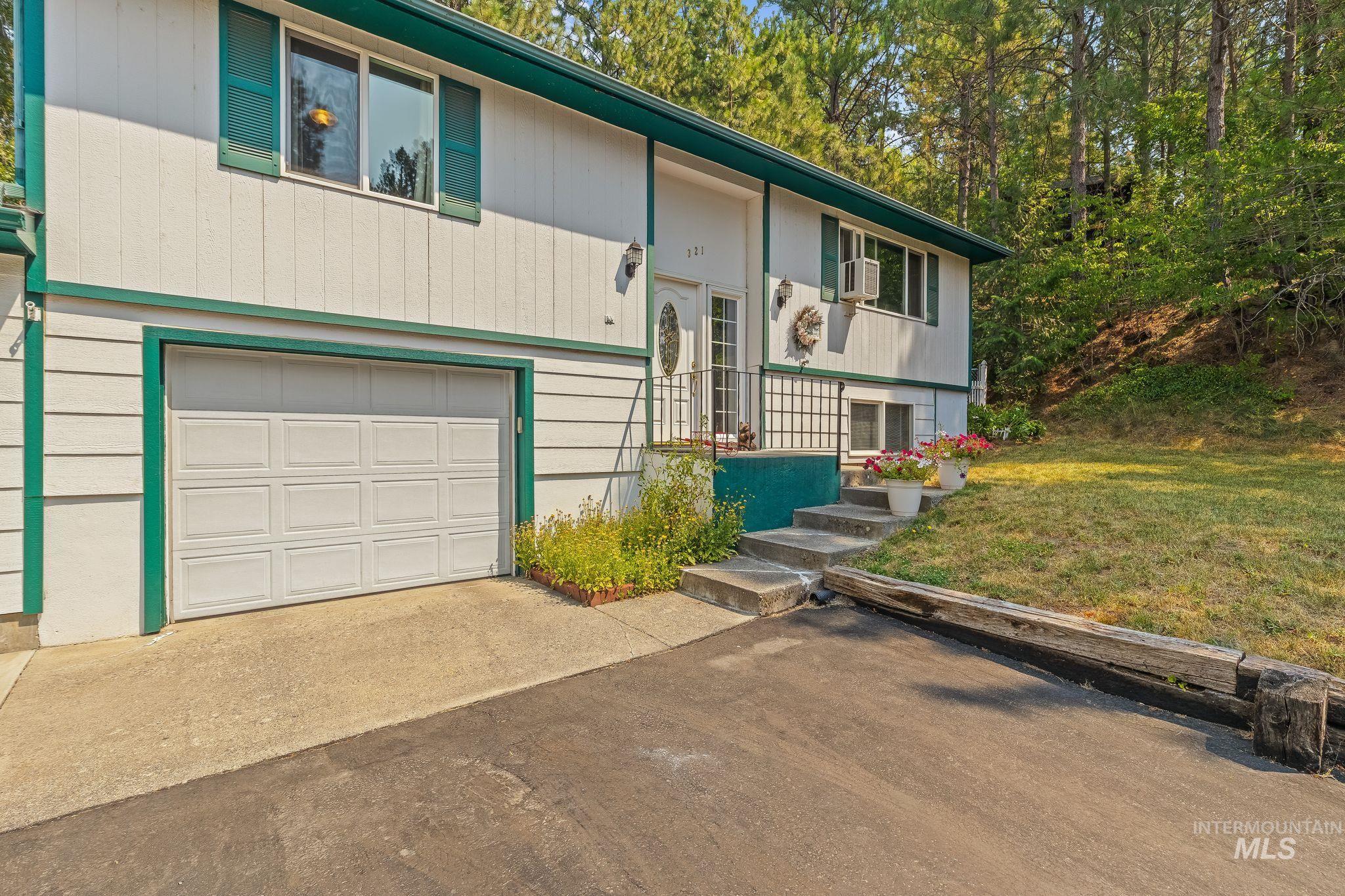 321 Monica St, Troy, Idaho 83871, 3 Bedrooms, 2 Bathrooms, Residential For Sale, Price $379,900, 98997223