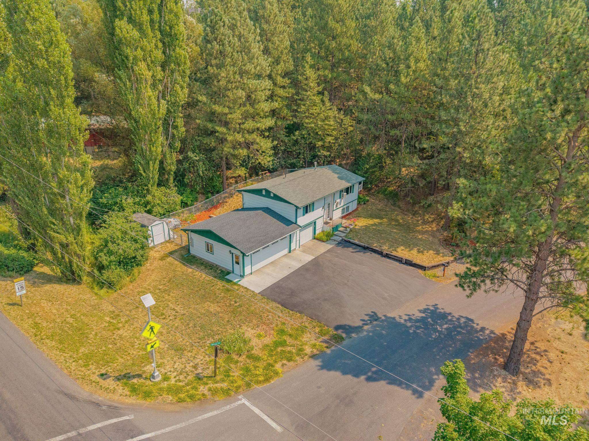 321 Monica St, Troy, Idaho 83871, 3 Bedrooms, 2 Bathrooms, Residential For Sale, Price $379,900, 98997223