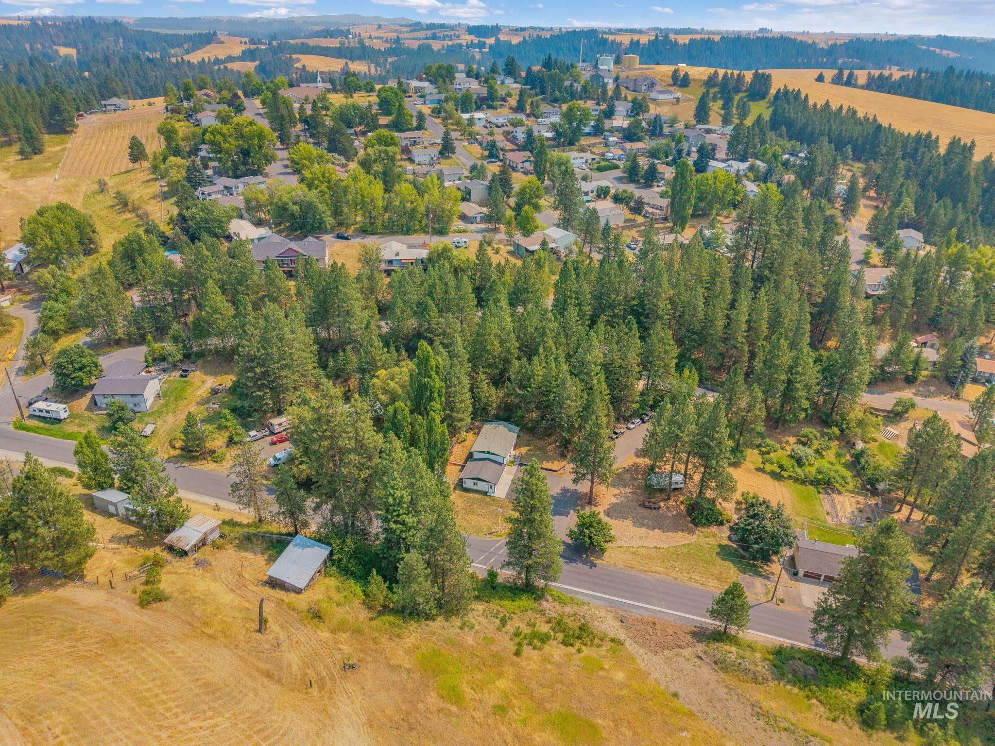 321 Monica St, Troy, Idaho 83871, 3 Bedrooms, 2 Bathrooms, Residential For Sale, Price $379,900, 98997223