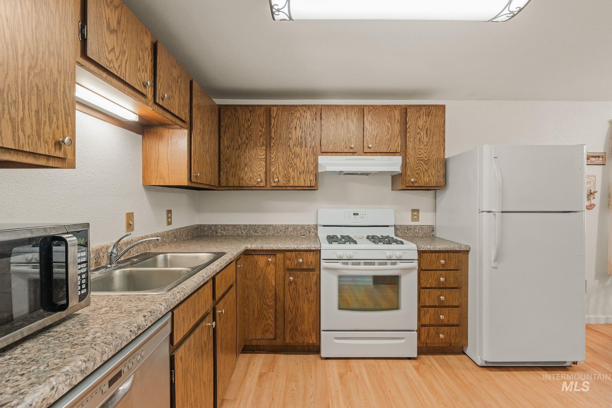 321 Monica St, Troy, Idaho 83871, 3 Bedrooms, 2 Bathrooms, Residential For Sale, Price $379,900, 98997223
