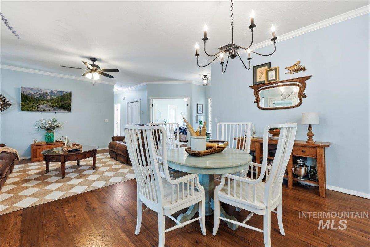 2560 W Leonard St, Meridian, Idaho 83642, 3 Bedrooms, 2 Bathrooms, Residential For Sale, Price $424,900, 98997224