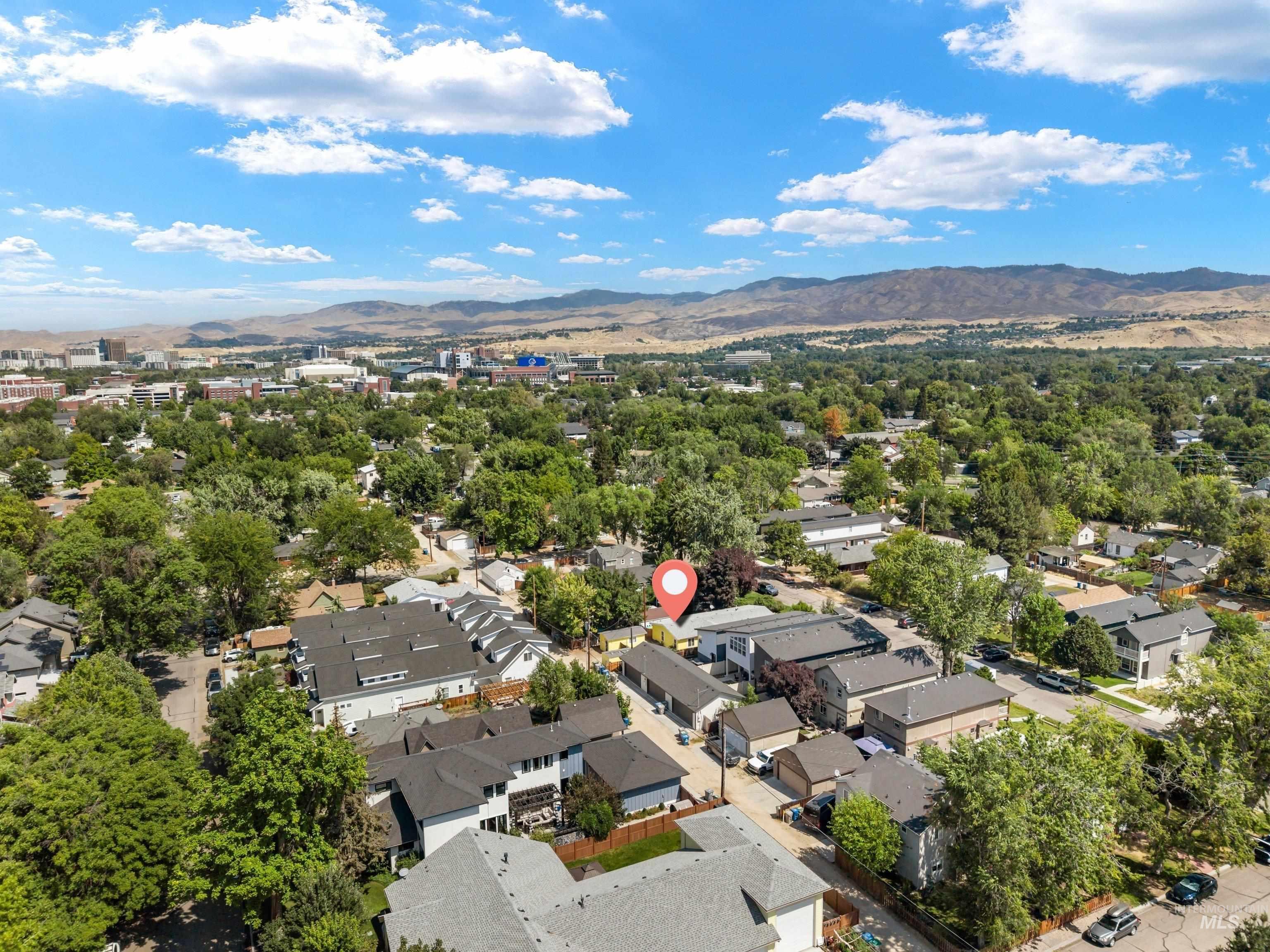1611 S Vermont Avenue, Boise, Idaho 83706, 3 Bedrooms, 2 Bathrooms, Residential For Sale, Price $434,900, 98997225