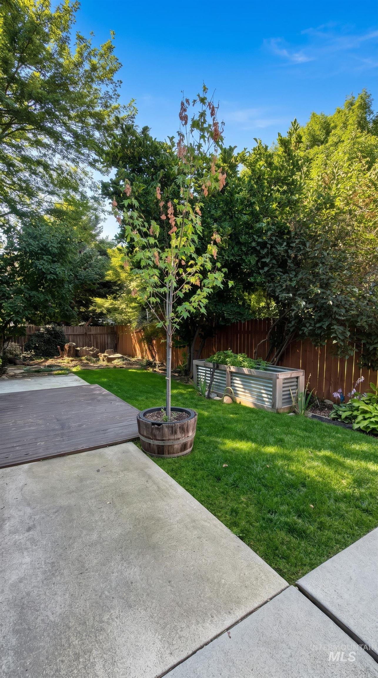 2885 N Rough Stone Way, Meridian, Idaho 83646, 4 Bedrooms, 2.5 Bathrooms, Residential For Sale, Price $500,000, 98997226