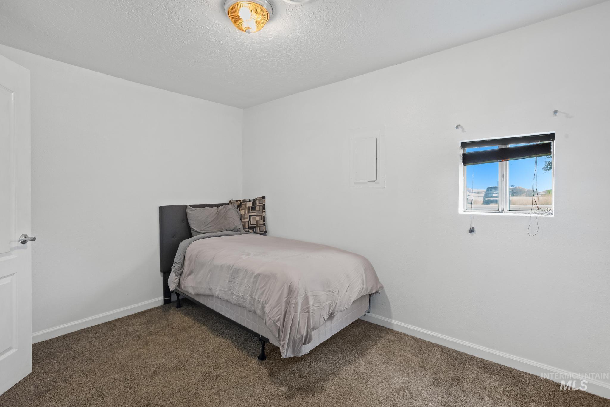 321 W Boise St., Kuna, Idaho 83634, 3 Bedrooms, 1 Bathroom, Residential For Sale, Price $309,990, 98997227