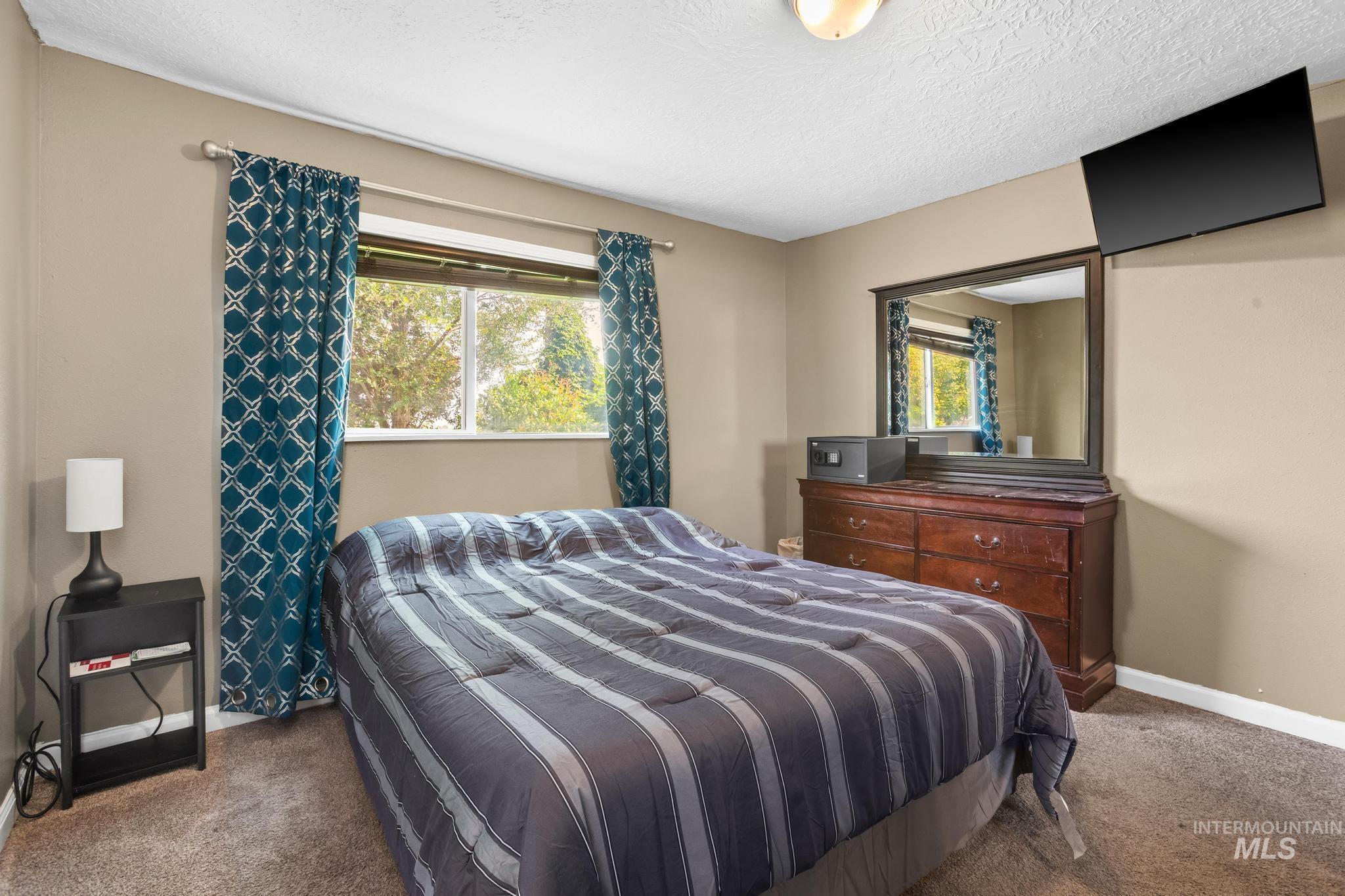 321 W Boise St., Kuna, Idaho 83634, 3 Bedrooms, 1 Bathroom, Residential For Sale, Price $309,990, 98997227