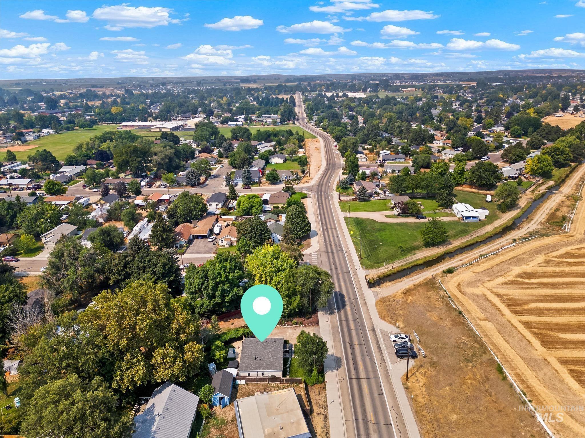321 W Boise St., Kuna, Idaho 83634, 3 Bedrooms, 1 Bathroom, Residential For Sale, Price $309,990, 98997227