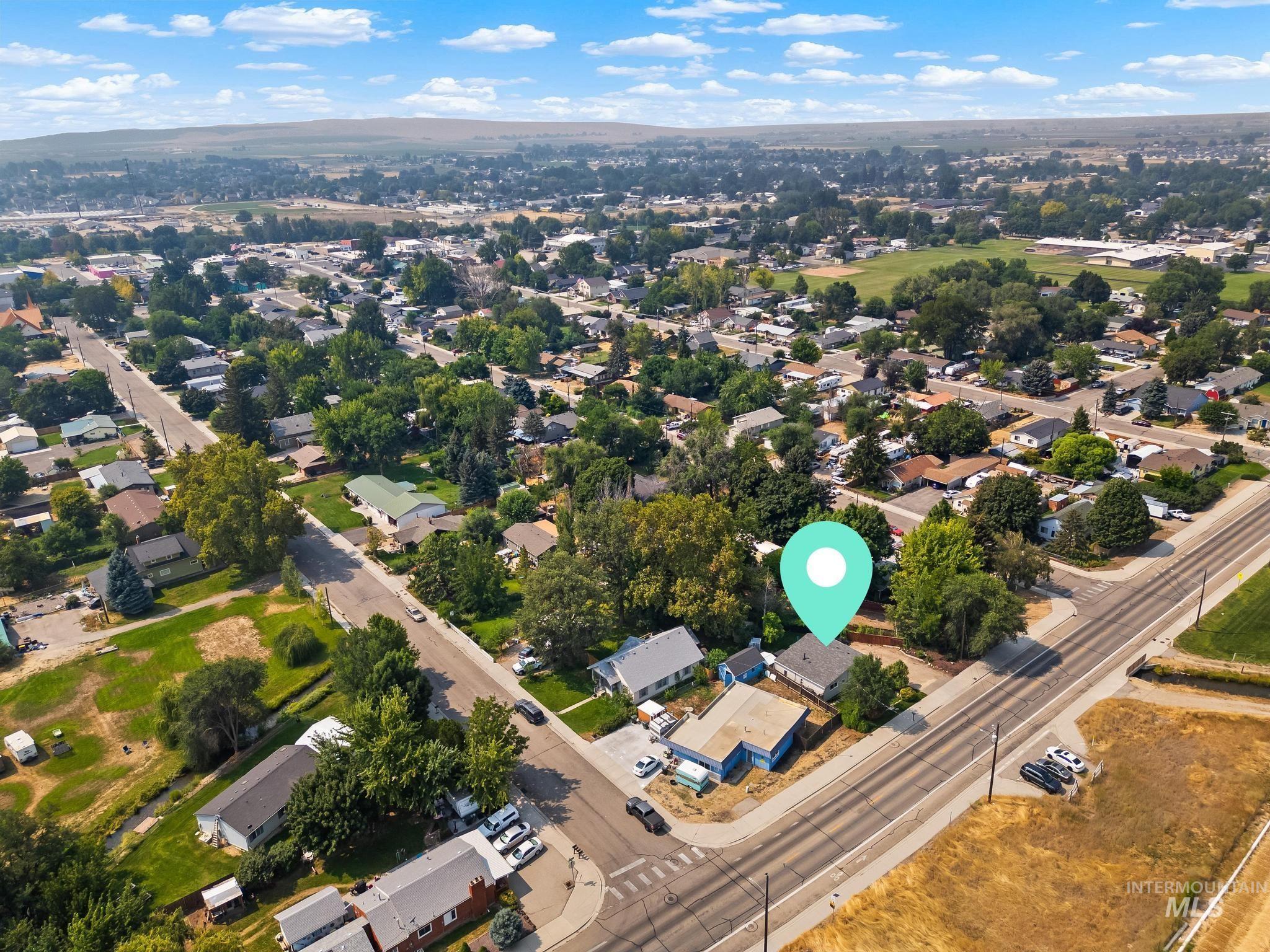 321 W Boise St., Kuna, Idaho 83634, 3 Bedrooms, 1 Bathroom, Residential For Sale, Price $309,990, 98997227