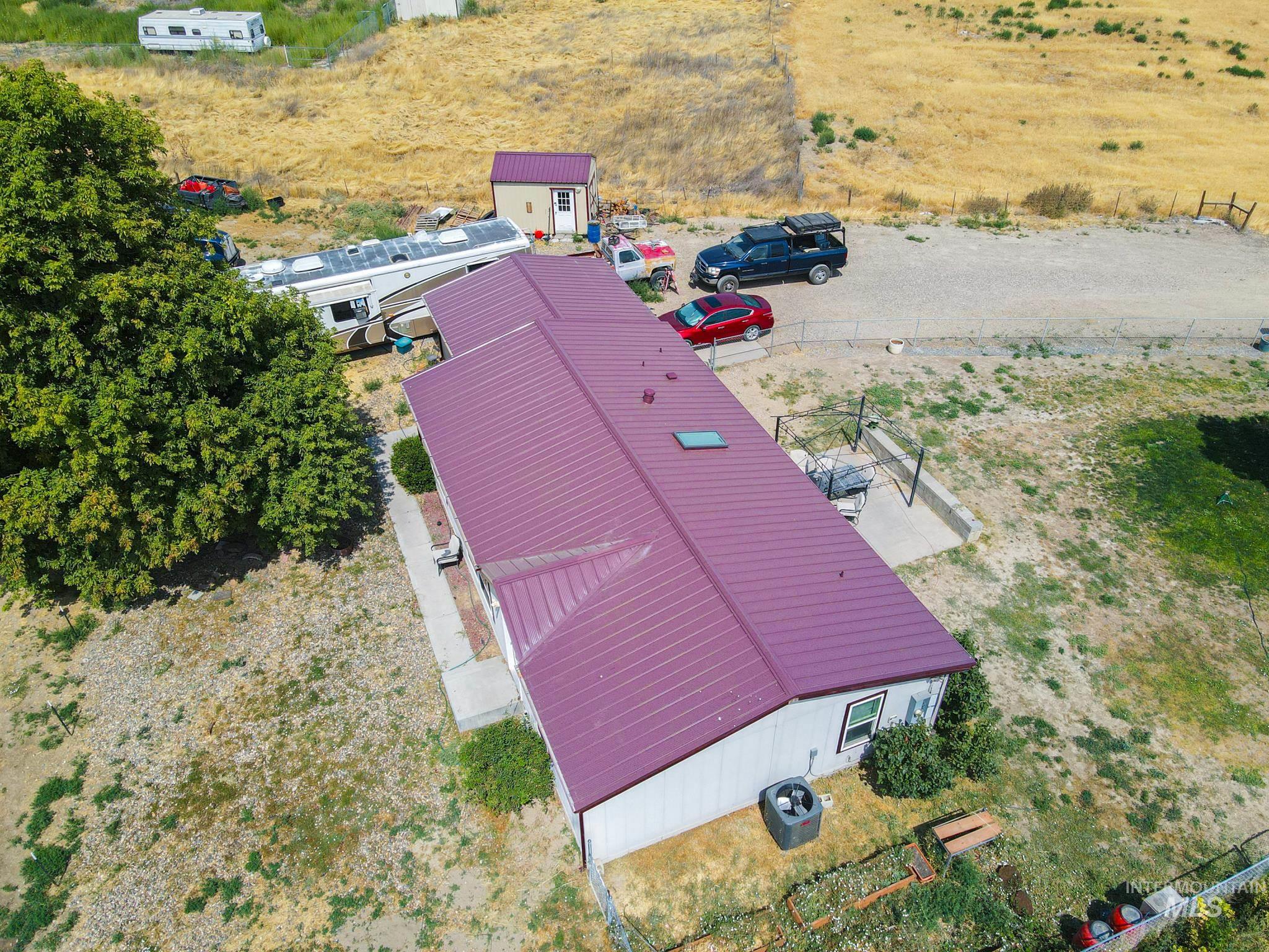 1583 Dustin Dr, Vale, Oregon 97918, 3 Bedrooms, 2 Bathrooms, Residential For Sale, Price $329,000,MLS 98997228