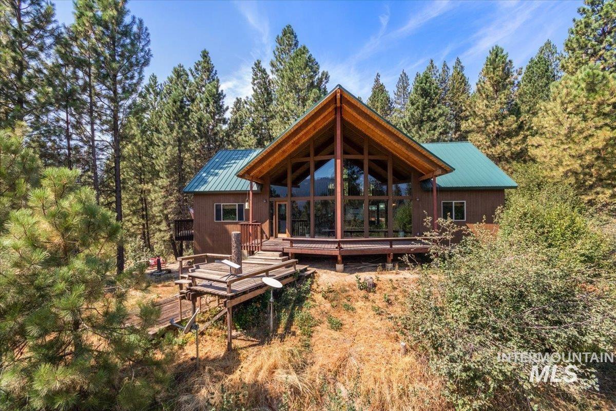 10 Scriver Creek Rd, Garden Valley, Idaho 83622, 4 Bedrooms, 3 Bathrooms, Residential For Sale, Price $1,199,900, 98997229