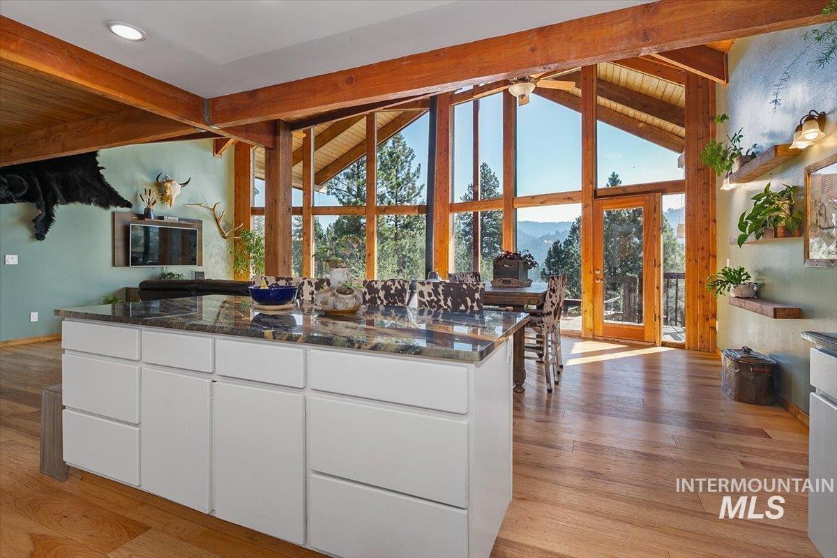 10 Scriver Creek Rd, Garden Valley, Idaho 83622, 4 Bedrooms, 3 Bathrooms, Residential For Sale, Price $1,199,900, 98997229