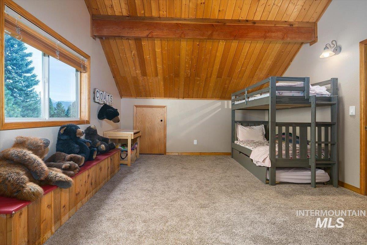 10 Scriver Creek Rd, Garden Valley, Idaho 83622, 4 Bedrooms, 3 Bathrooms, Residential For Sale, Price $1,199,900, 98997229