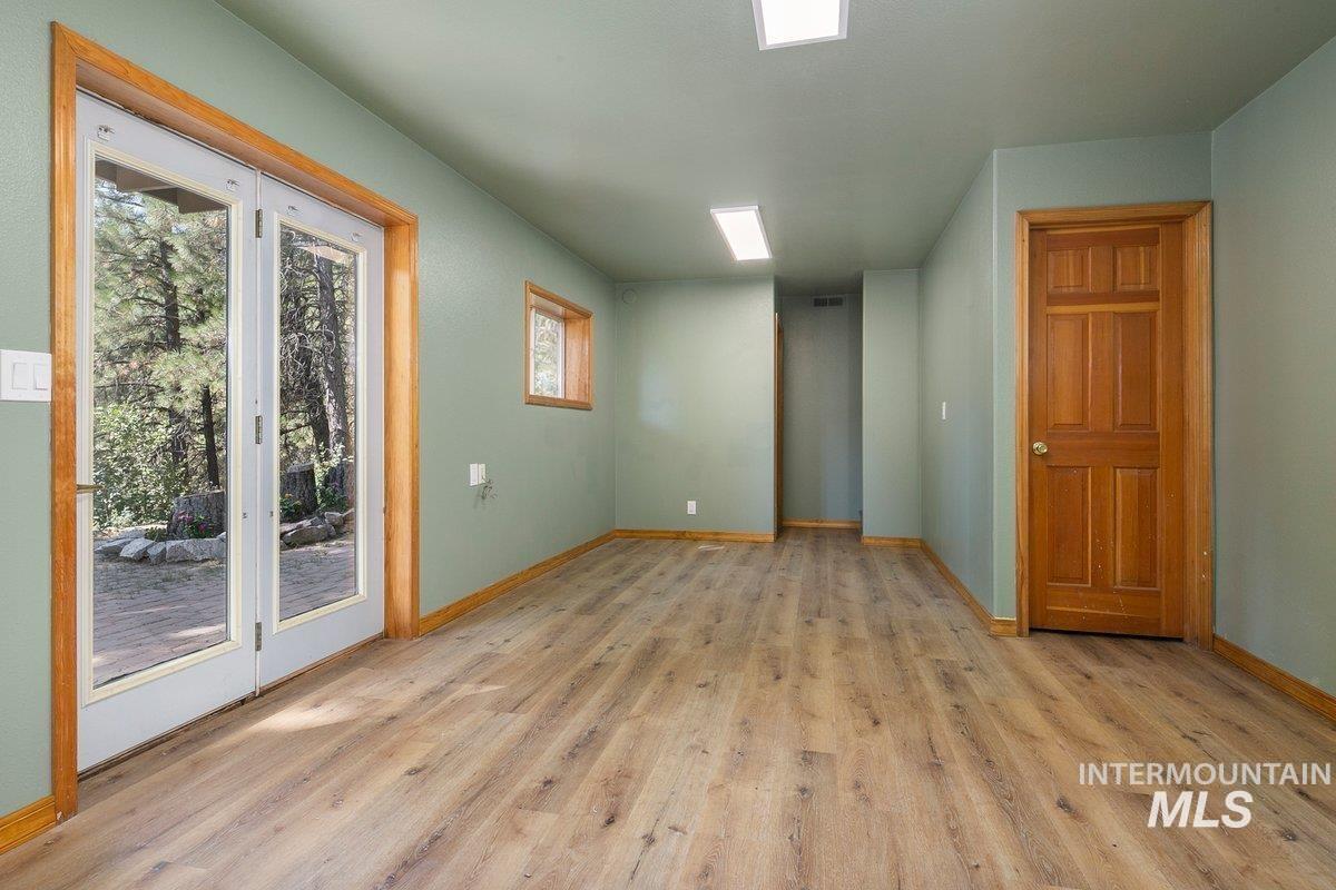 10 Scriver Creek Rd, Garden Valley, Idaho 83622, 4 Bedrooms, 3 Bathrooms, Residential For Sale, Price $1,199,900, 98997229