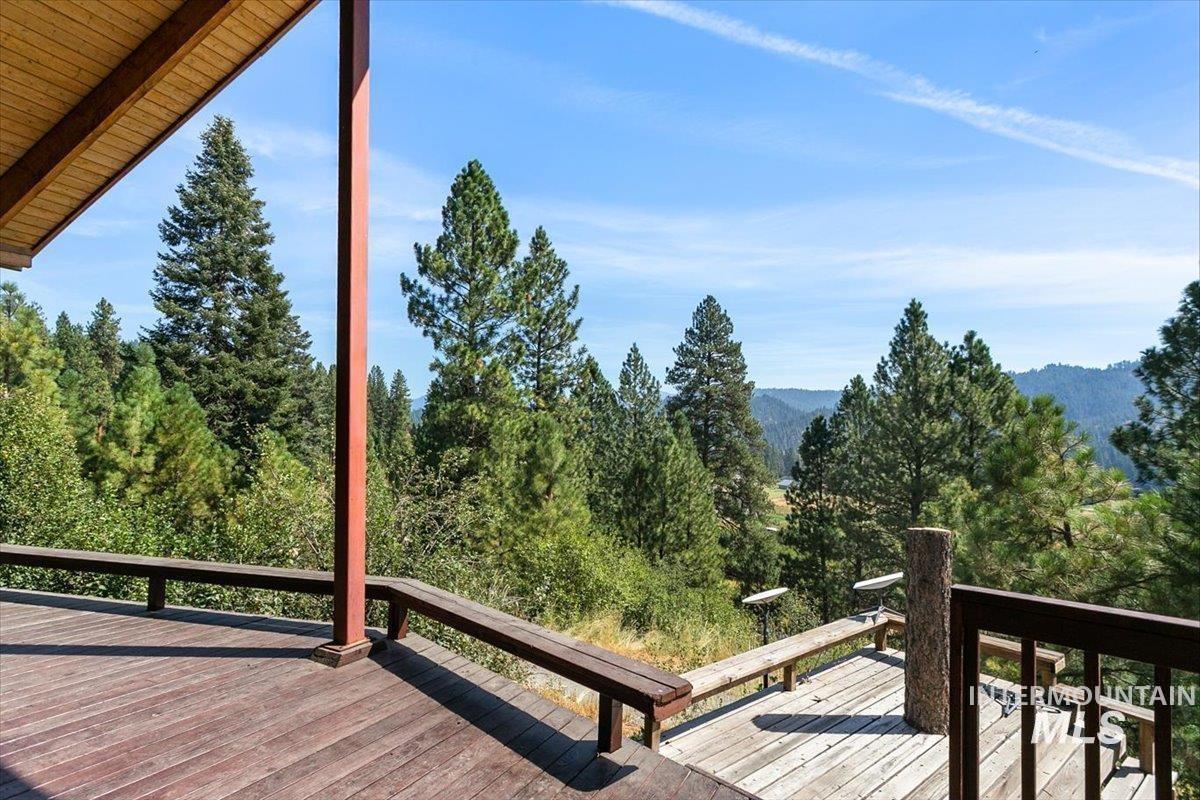 10 Scriver Creek Rd, Garden Valley, Idaho 83622, 4 Bedrooms, 3 Bathrooms, Residential For Sale, Price $1,199,900, 98997229