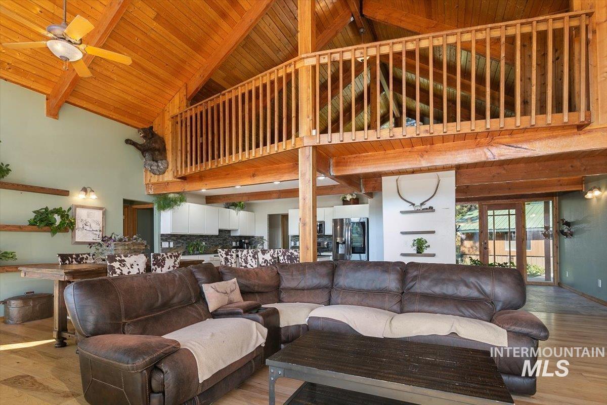10 Scriver Creek Rd, Garden Valley, Idaho 83622, 4 Bedrooms, 3 Bathrooms, Residential For Sale, Price $1,199,900, 98997229