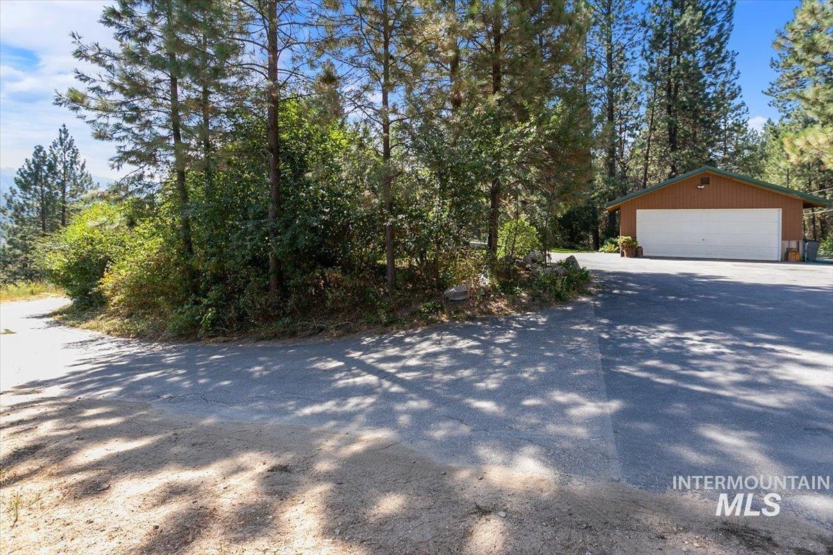 10 Scriver Creek Rd, Garden Valley, Idaho 83622, 4 Bedrooms, 3 Bathrooms, Residential For Sale, Price $1,199,900, 98997229