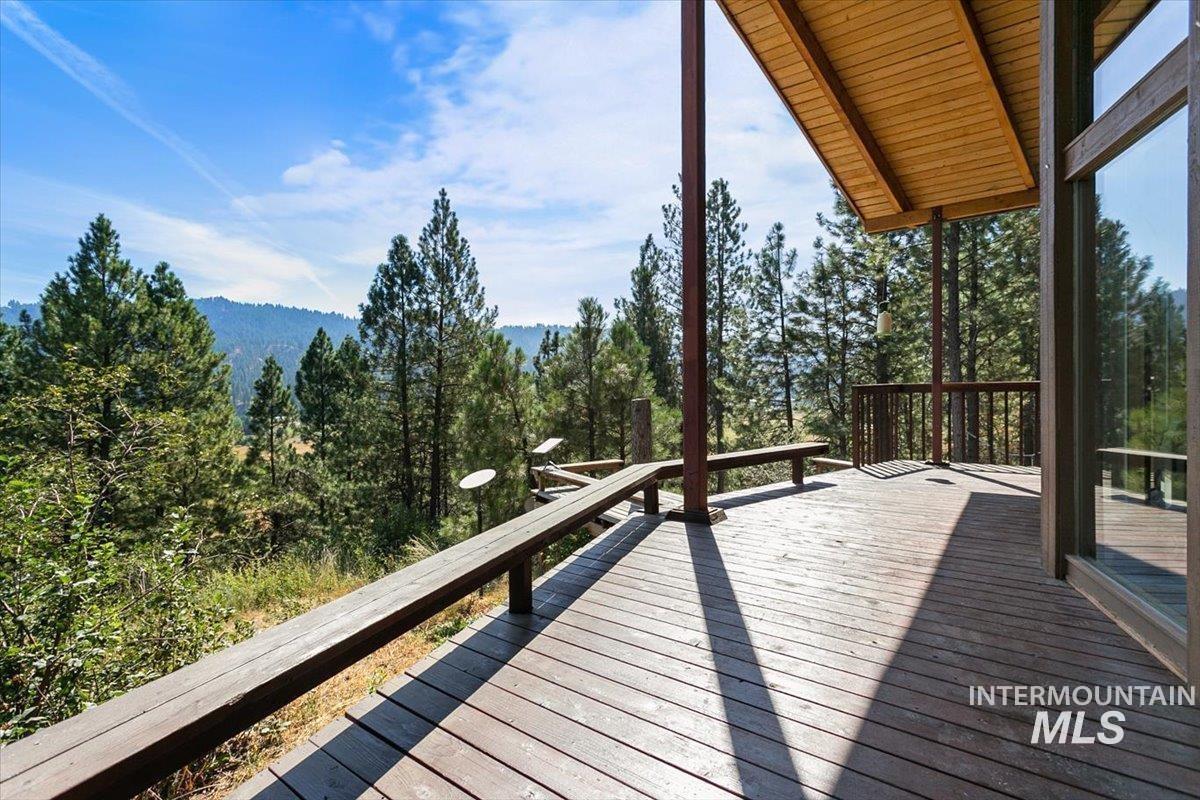 10 Scriver Creek Rd, Garden Valley, Idaho 83622, 4 Bedrooms, 3 Bathrooms, Residential For Sale, Price $1,199,900, 98997229