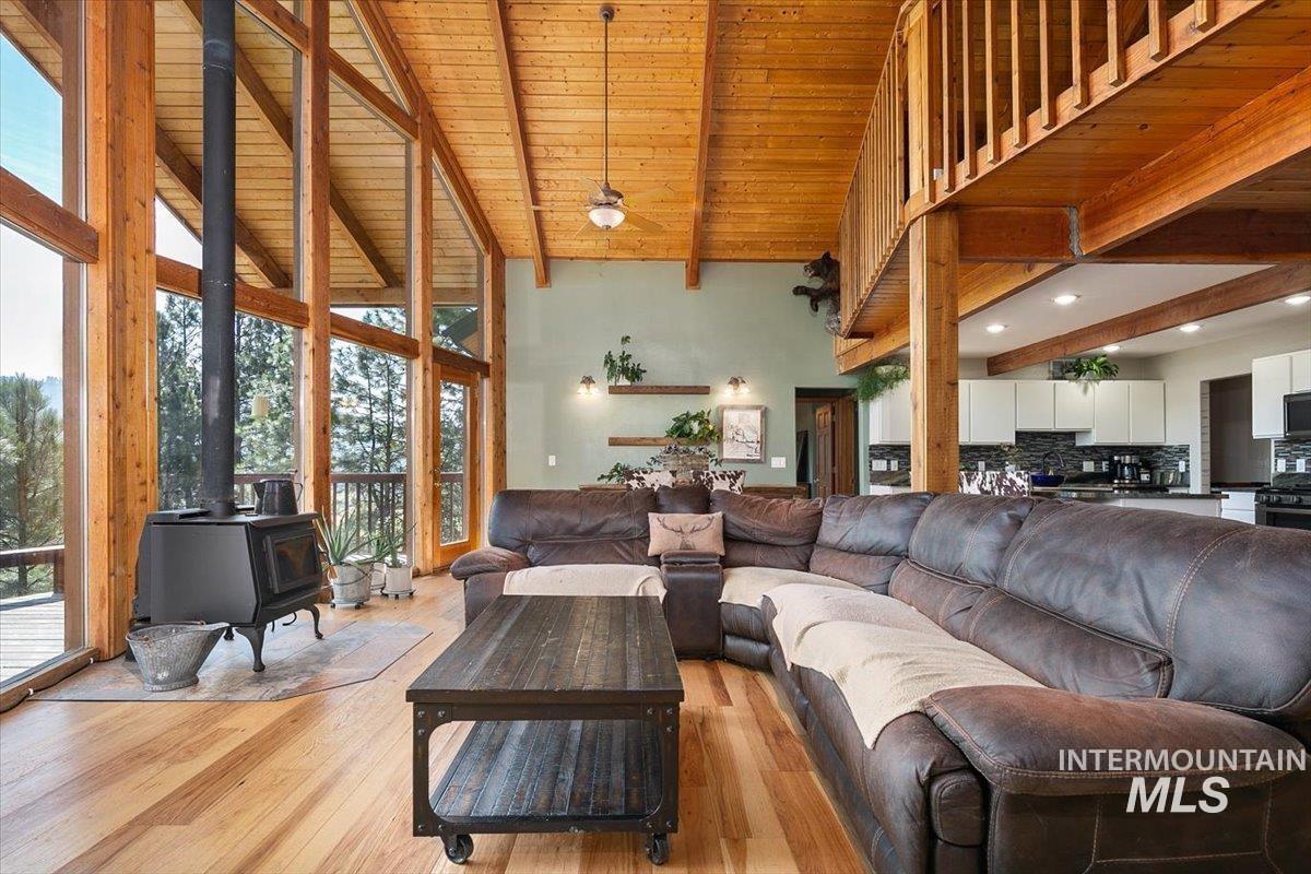 10 Scriver Creek Rd, Garden Valley, Idaho 83622, 4 Bedrooms, 3 Bathrooms, Residential For Sale, Price $1,199,900, 98997229