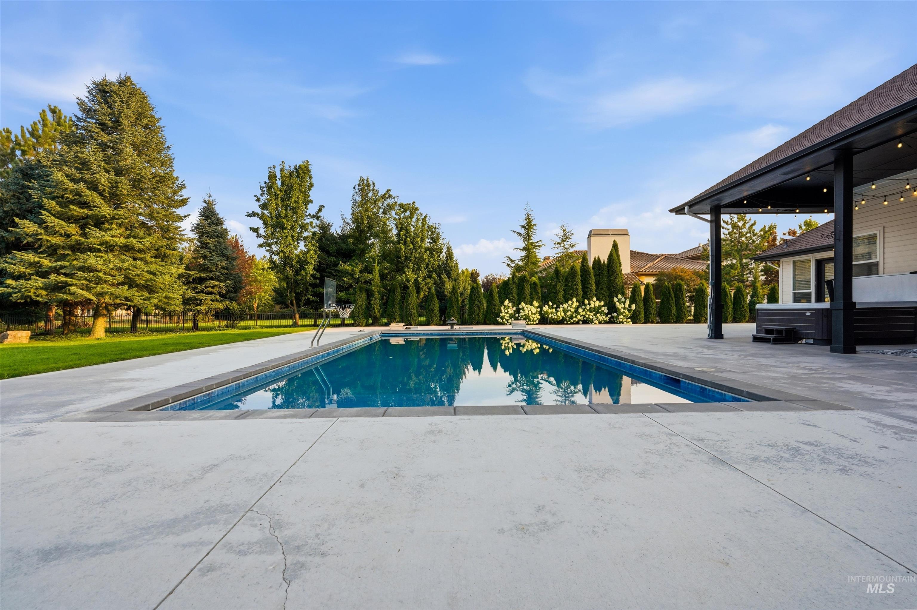 6712 N Double Eagle Lane, Meridian, Idaho 83646, 4 Bedrooms, 2.5 Bathrooms, Residential For Sale, Price $1,600,000, 98997231