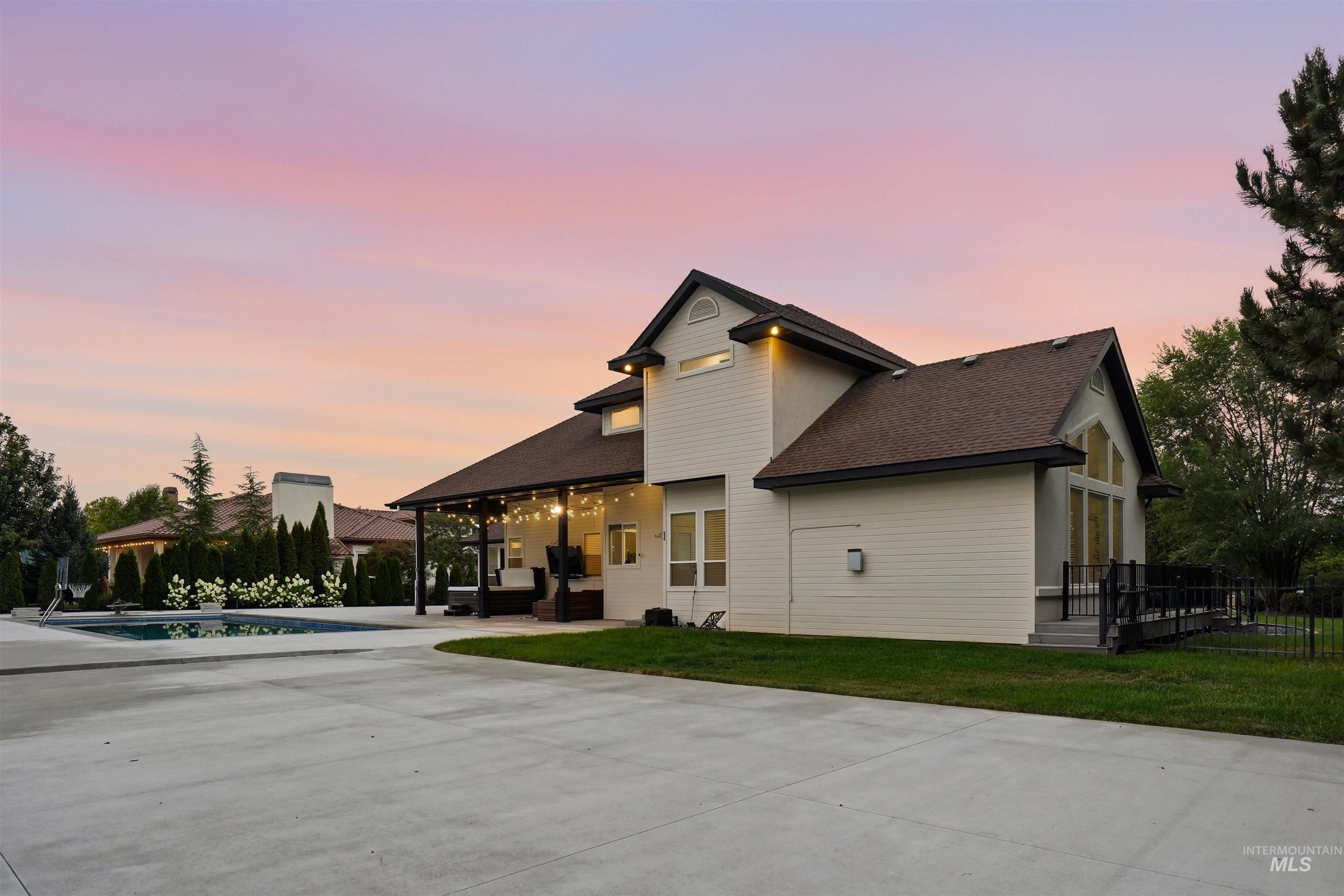 6712 N Double Eagle Lane, Meridian, Idaho 83646, 4 Bedrooms, 2.5 Bathrooms, Residential For Sale, Price $1,600,000, 98997231