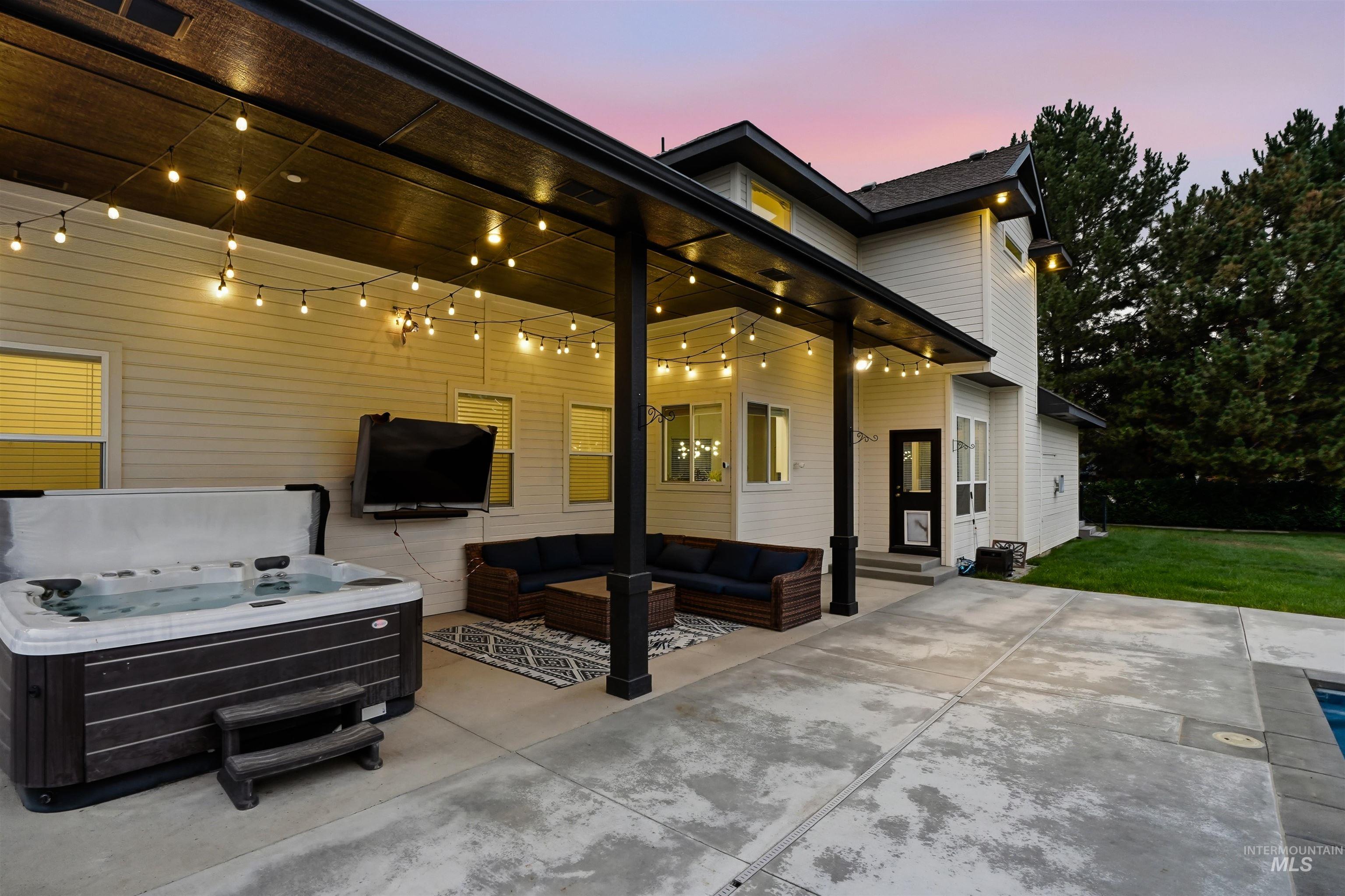 6712 N Double Eagle Lane, Meridian, Idaho 83646, 4 Bedrooms, 2.5 Bathrooms, Residential For Sale, Price $1,600,000, 98997231