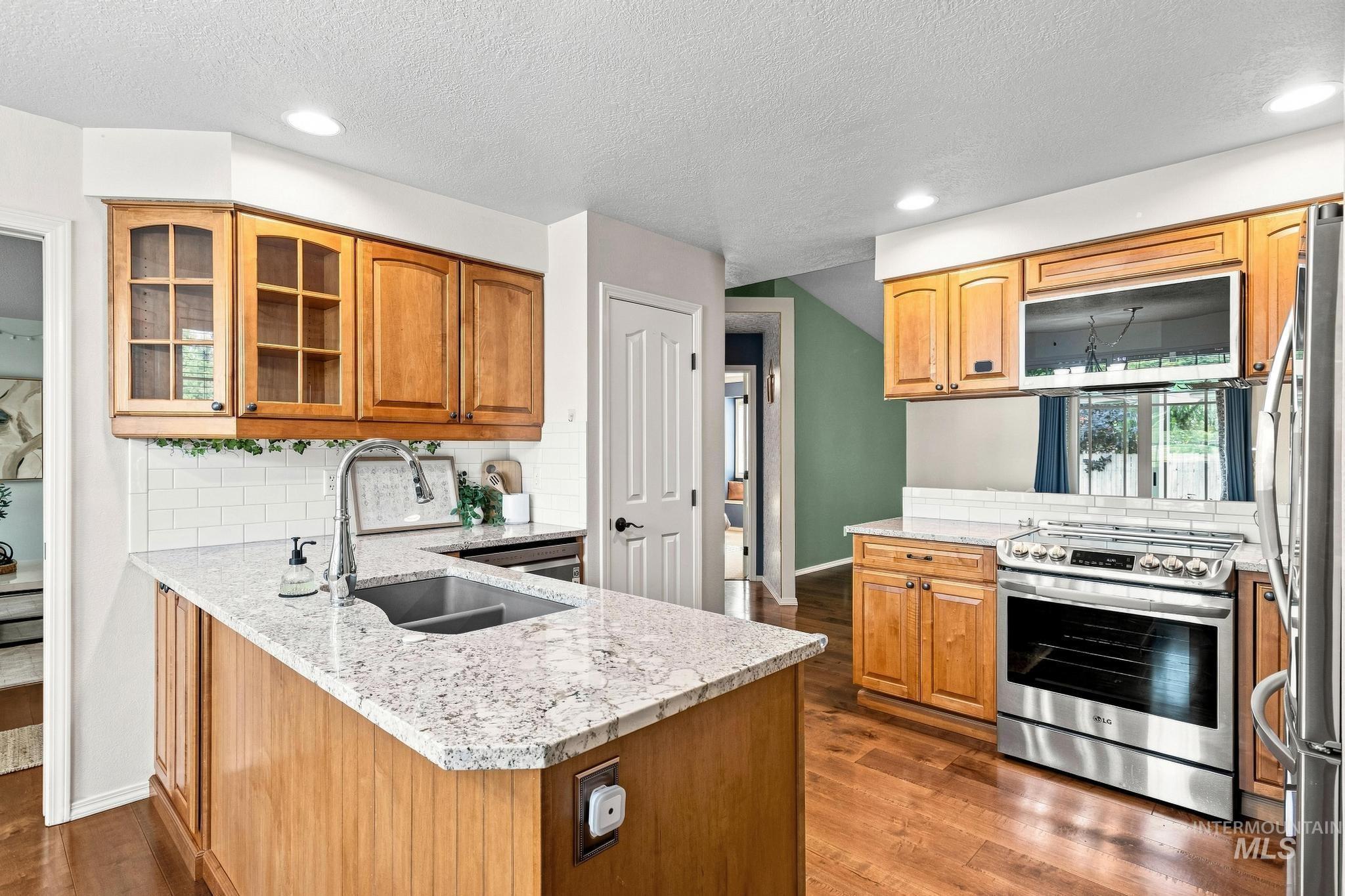 2851 N Camden Place, Boise, Idaho 83704, 3 Bedrooms, 2 Bathrooms, Residential For Sale, Price $450,000, 98997232