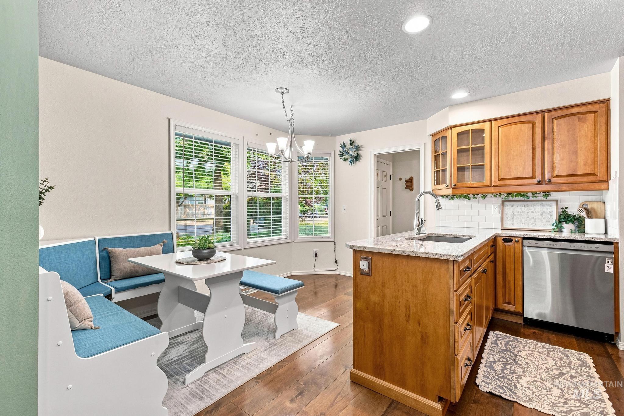 2851 N Camden Place, Boise, Idaho 83704, 3 Bedrooms, 2 Bathrooms, Residential For Sale, Price $450,000, 98997232