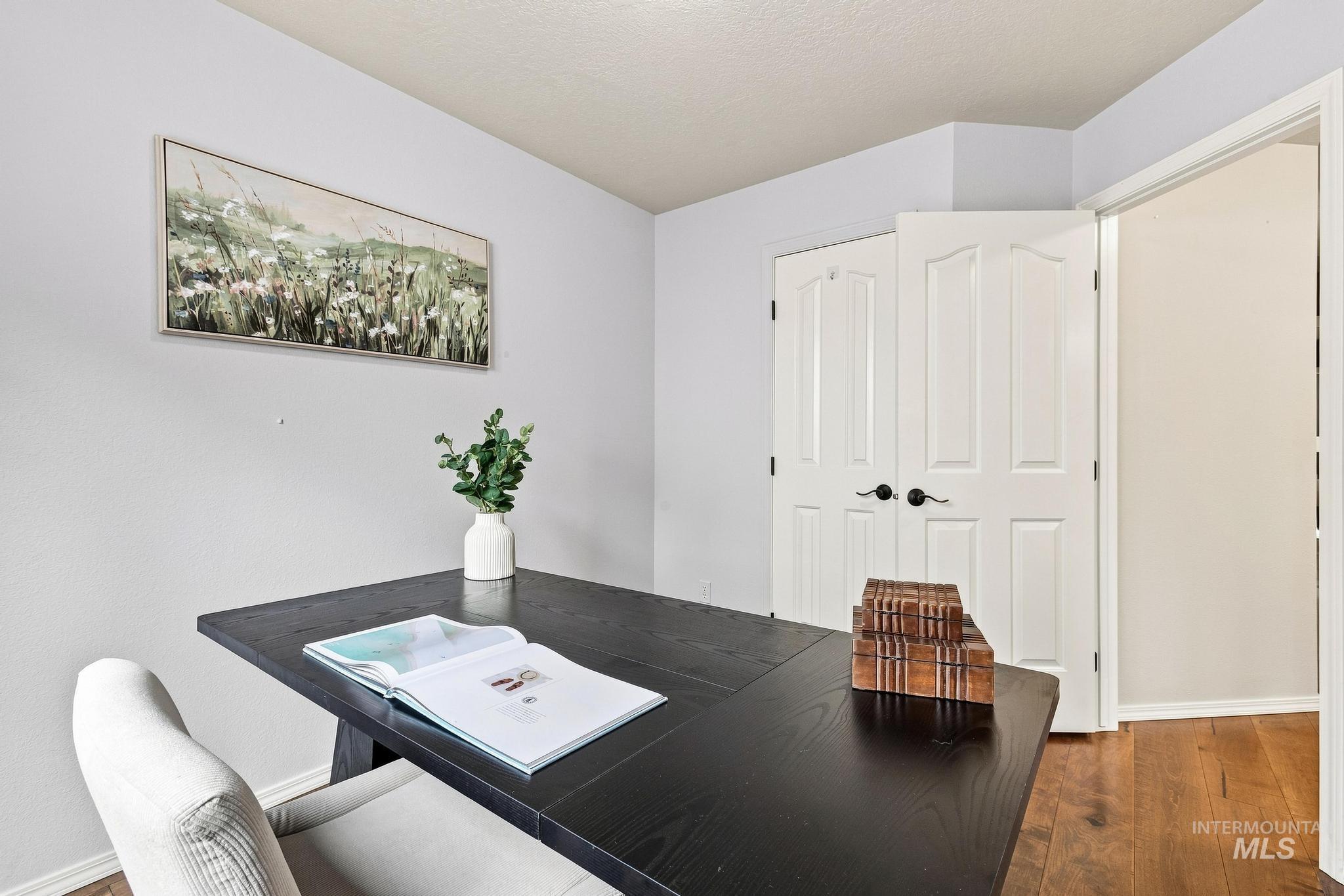 2851 N Camden Place, Boise, Idaho 83704, 3 Bedrooms, 2 Bathrooms, Residential For Sale, Price $450,000, 98997232