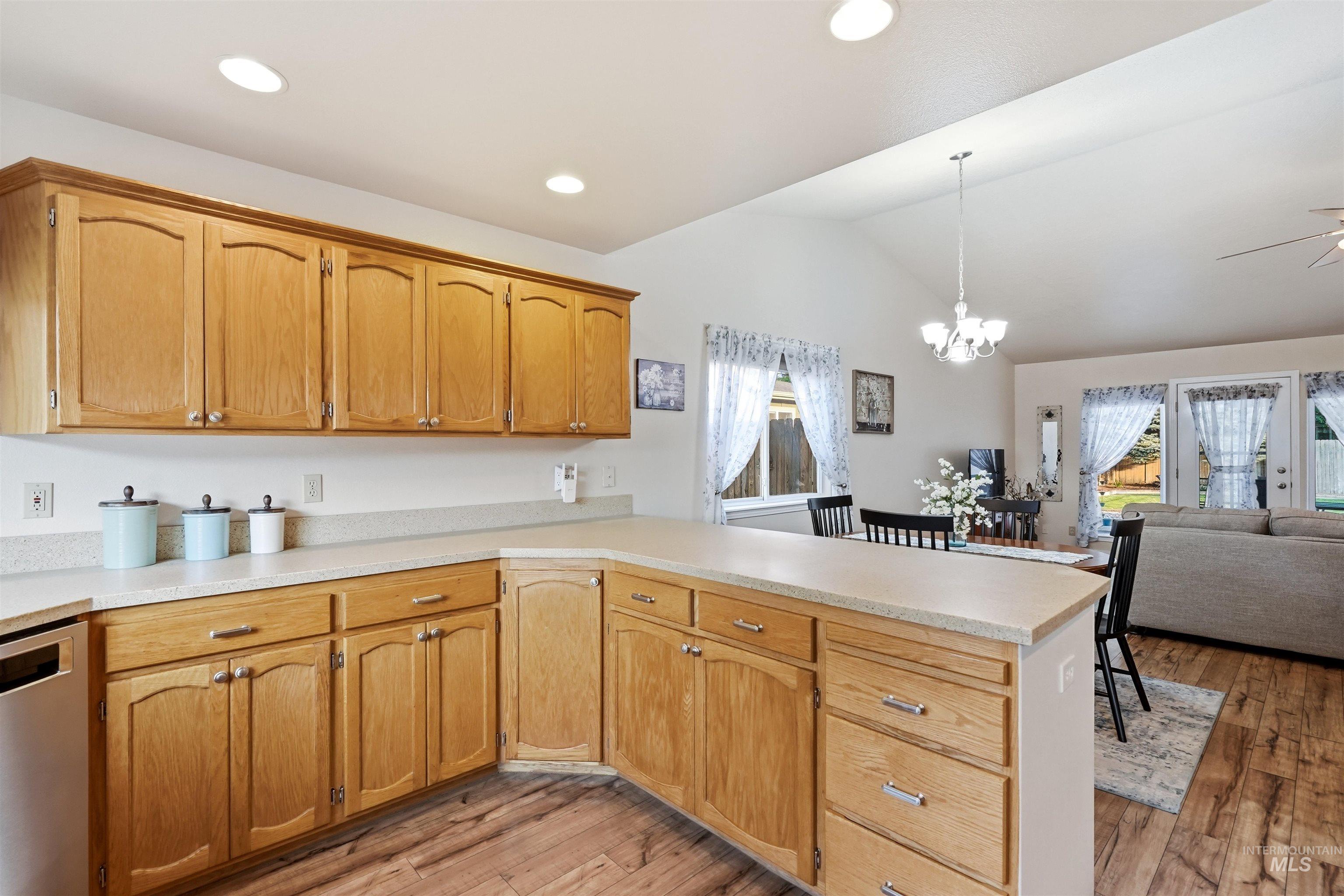 1925 E Challis Dr, Meridian, Idaho 83646, 3 Bedrooms, 2 Bathrooms, Residential For Sale, Price $435,000, 98997233