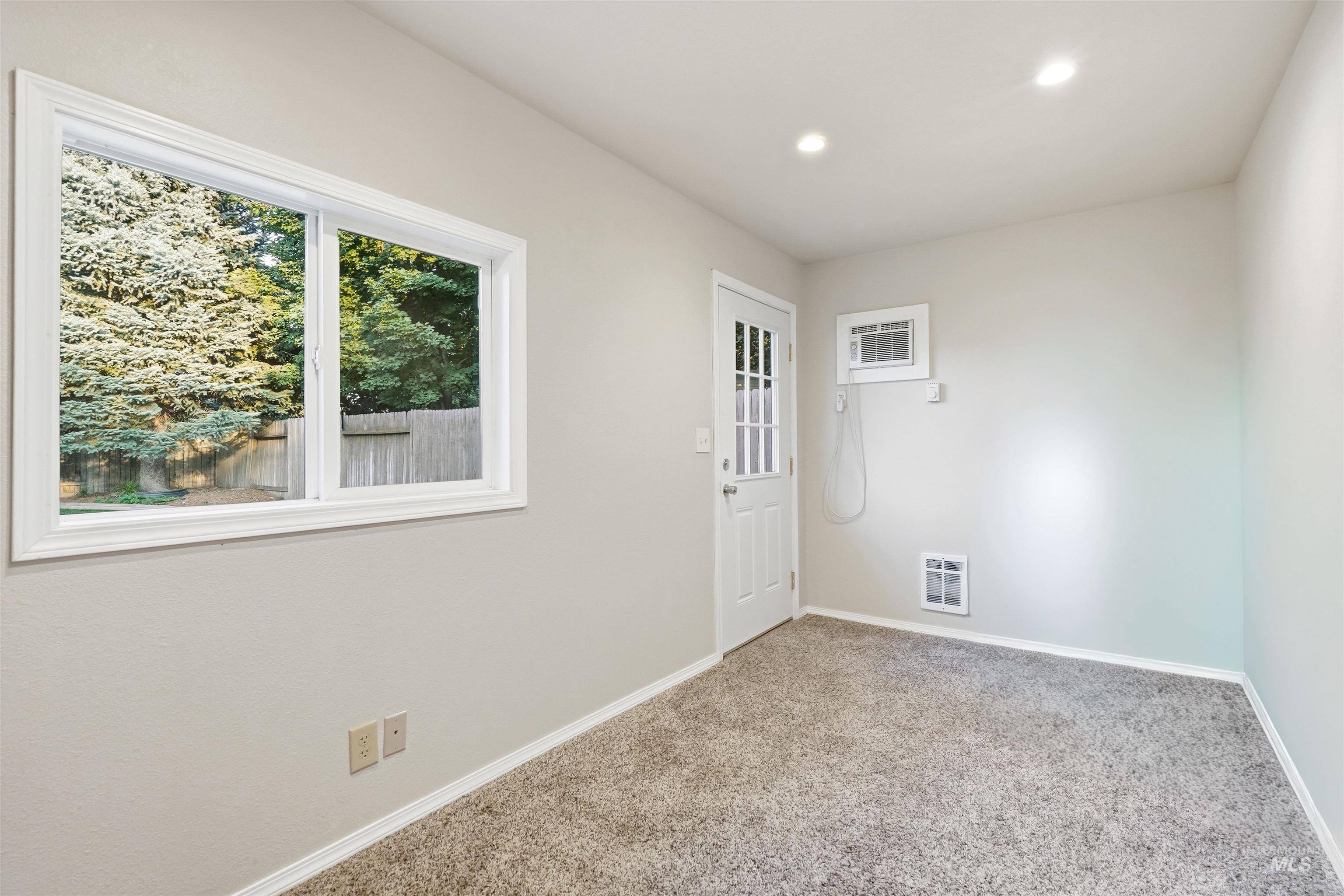 1925 E Challis Dr, Meridian, Idaho 83646, 3 Bedrooms, 2 Bathrooms, Residential For Sale, Price $435,000, 98997233