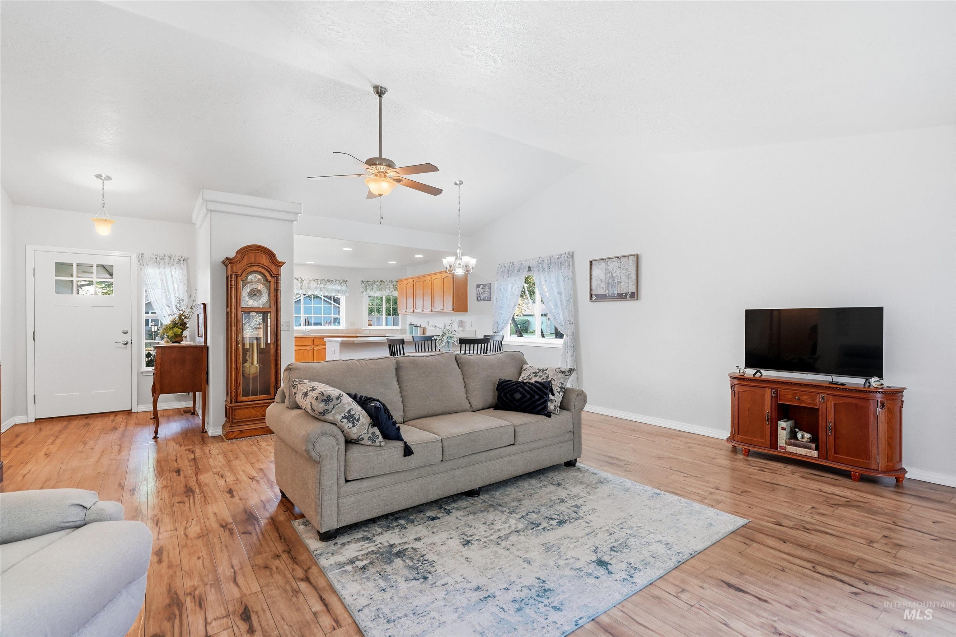 1925 E Challis Dr, Meridian, Idaho 83646, 3 Bedrooms, 2 Bathrooms, Residential For Sale, Price $435,000, 98997233