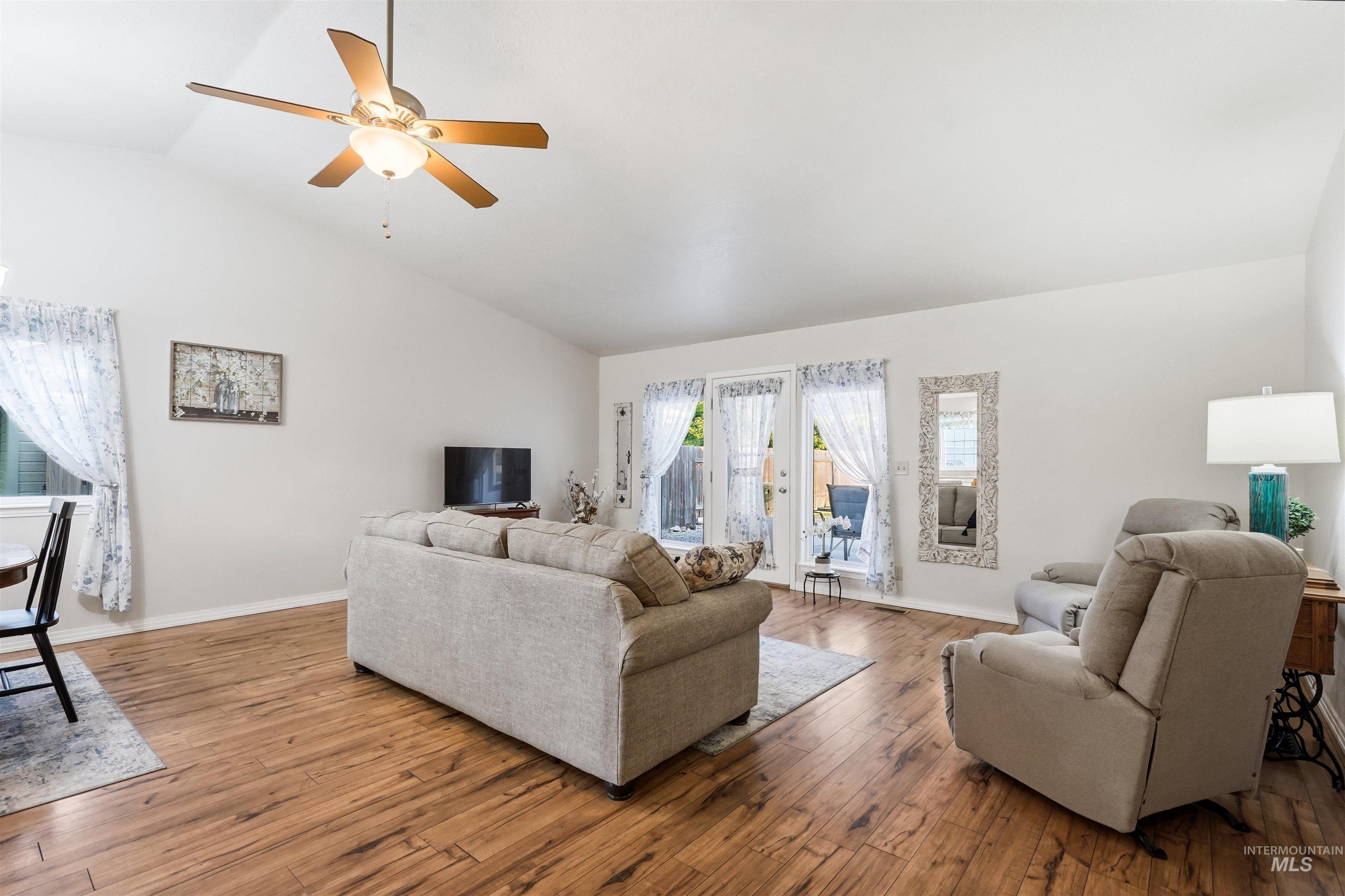 1925 E Challis Dr, Meridian, Idaho 83646, 3 Bedrooms, 2 Bathrooms, Residential For Sale, Price $435,000, 98997233