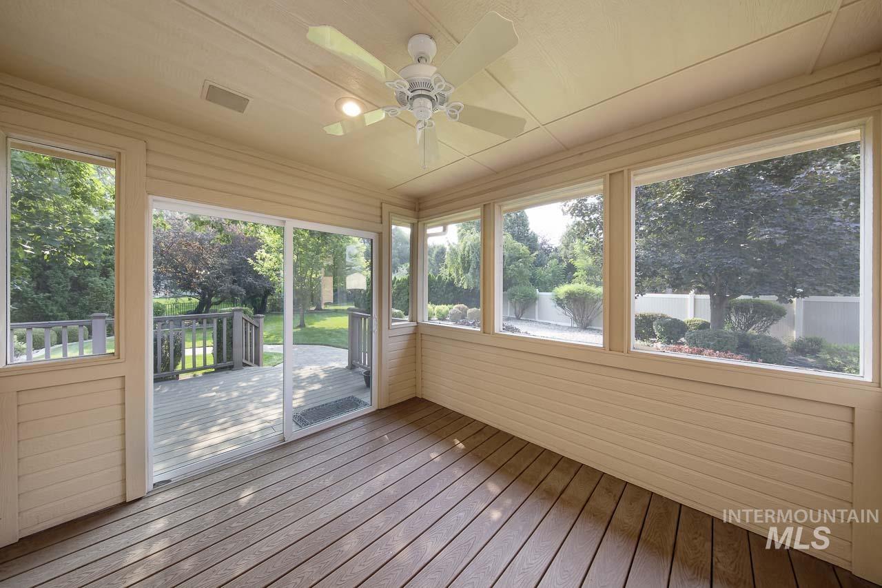 1409 S Middle Creek Ct, Nampa, Idaho 83686, 3 Bedrooms, 2 Bathrooms, Residential For Sale, Price $485,000, 98997234