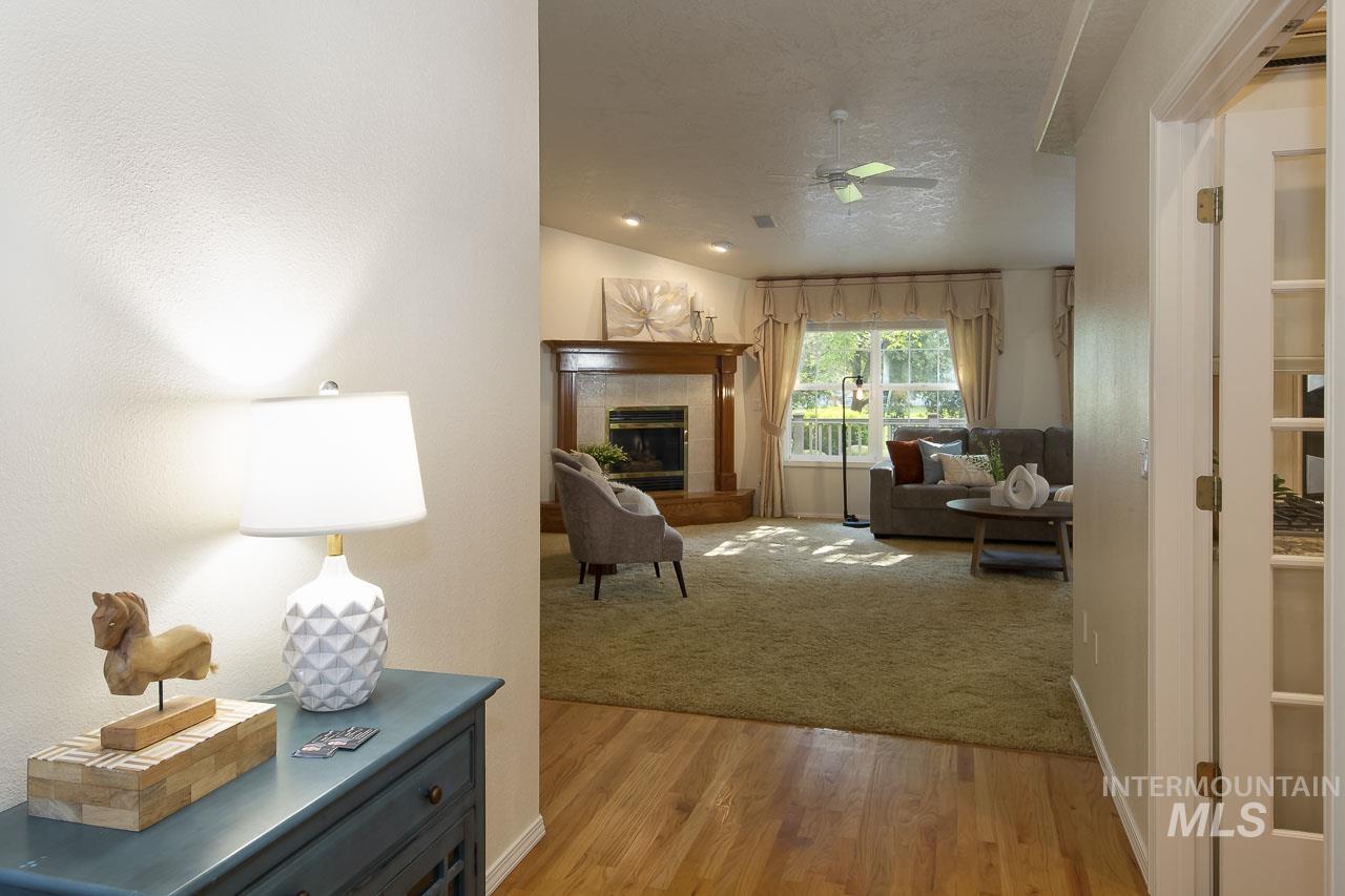 1409 S Middle Creek Ct, Nampa, Idaho 83686, 3 Bedrooms, 2 Bathrooms, Residential For Sale, Price $485,000, 98997234