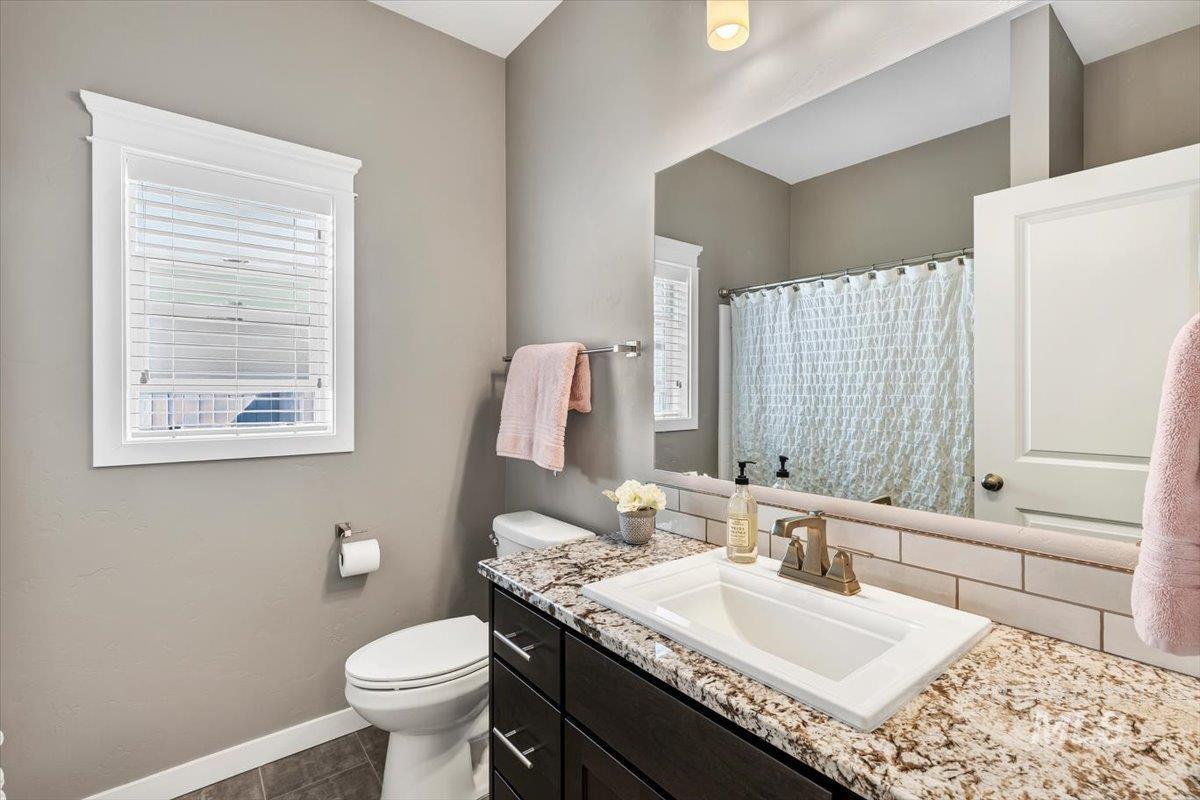 3812 Bozeman, Caldwell, Idaho 83605, 3 Bedrooms, 2 Bathrooms, Residential For Sale, Price $529,990,MLS 98997235