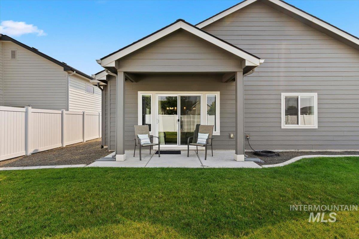 3812 Bozeman, Caldwell, Idaho 83605, 3 Bedrooms, 2 Bathrooms, Residential For Sale, Price $529,990,MLS 98997235