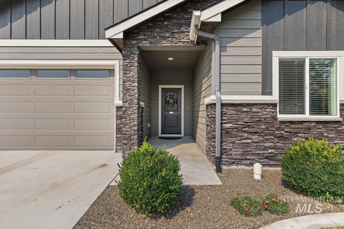 3812 Bozeman, Caldwell, Idaho 83605, 3 Bedrooms, 2 Bathrooms, Residential For Sale, Price $529,990,MLS 98997235