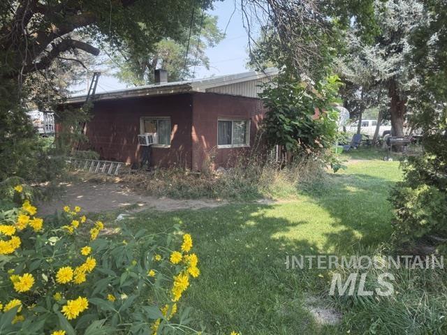 377 S Davis Rd, Hammett, Idaho 83627, 2 Bedrooms, 1 Bathroom, Residential For Sale, Price $260,000, 98997236