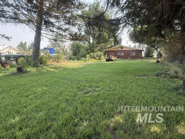 377 S Davis Rd, Hammett, Idaho 83627, 2 Bedrooms, 1 Bathroom, Residential For Sale, Price $260,000, 98997236