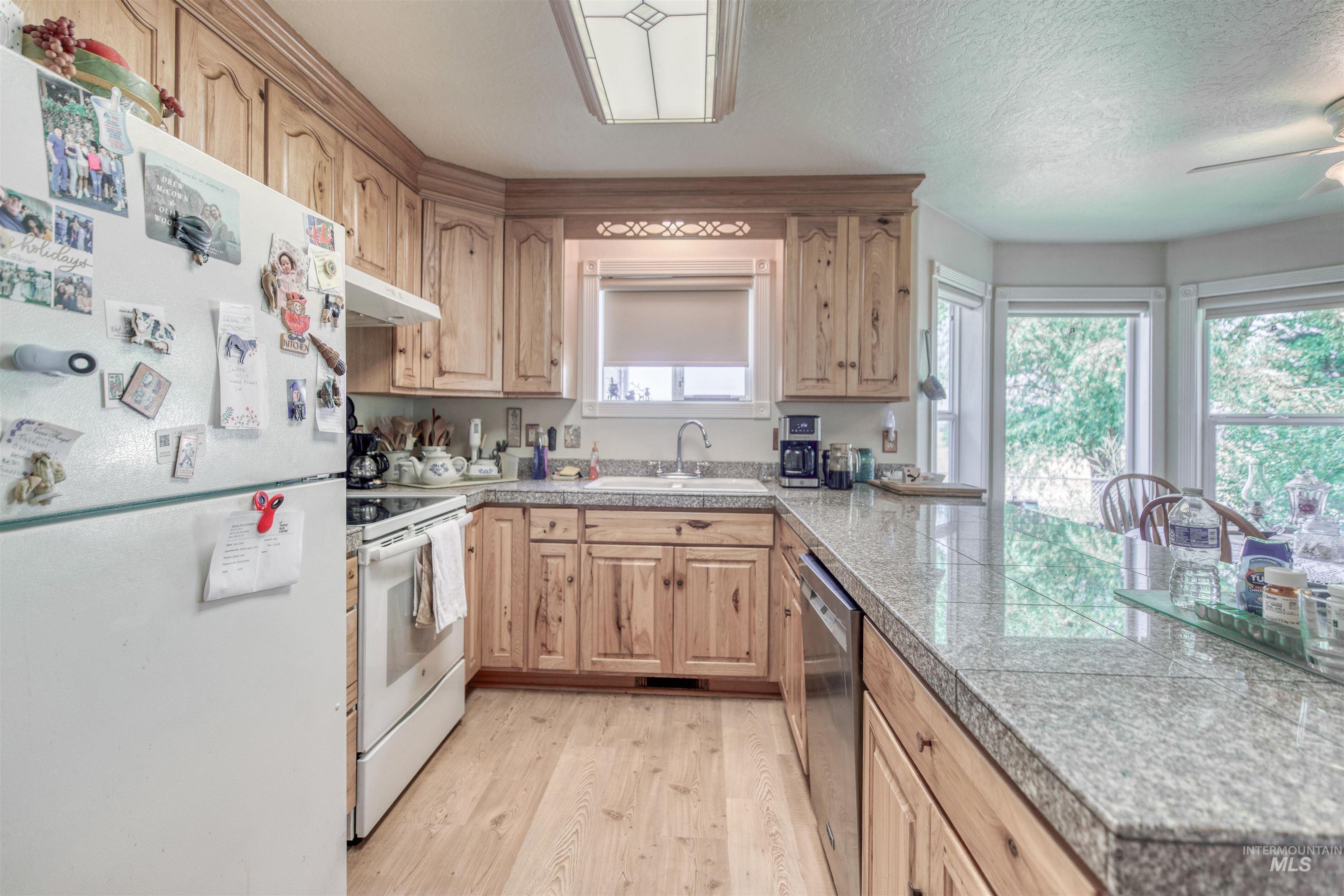 3295 Center Ave, Payette, Idaho 83661, 3 Bedrooms, 2 Bathrooms, Residential For Sale, Price $624,900,MLS 98997241