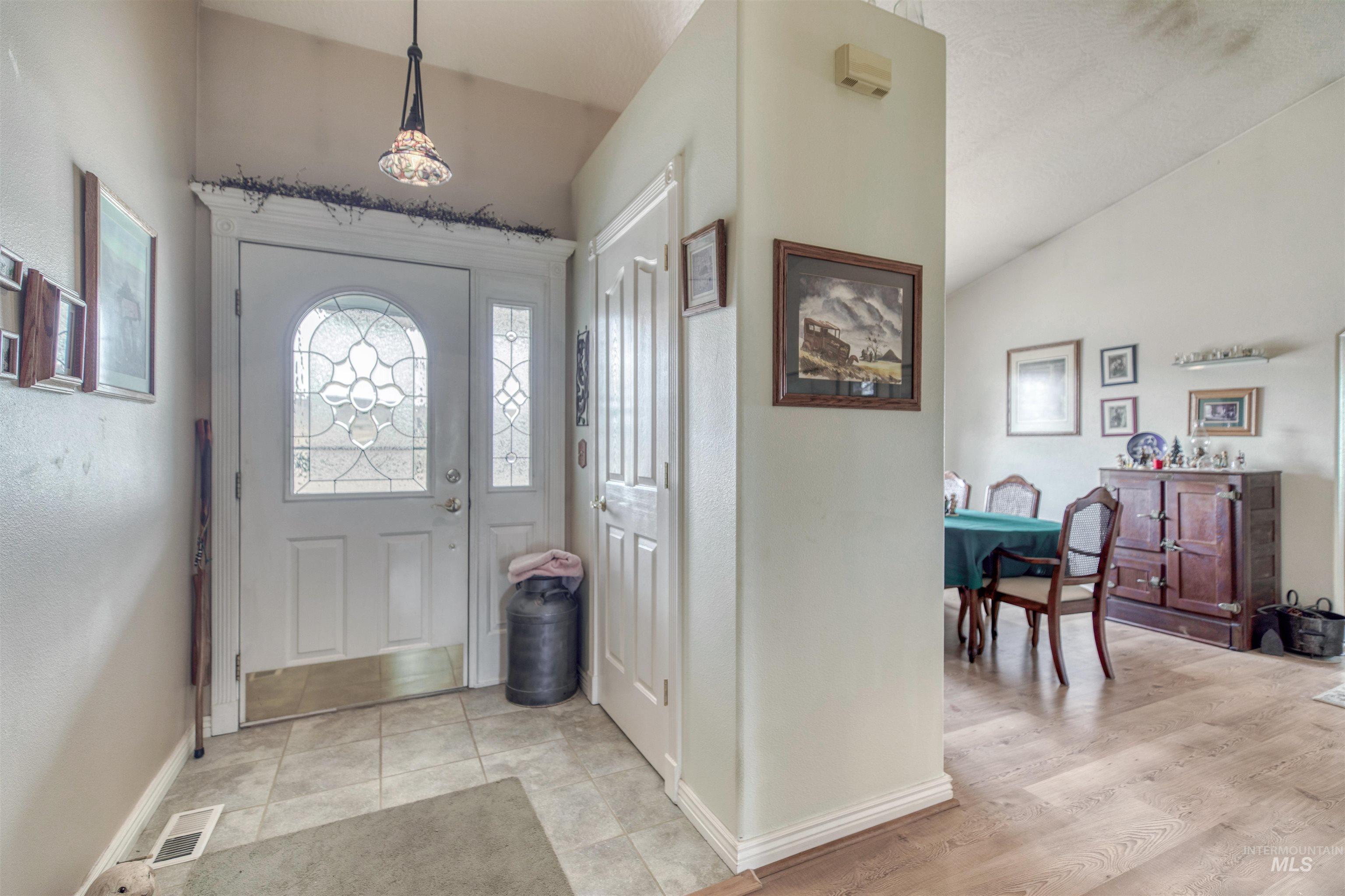 3295 Center Ave, Payette, Idaho 83661, 3 Bedrooms, 2 Bathrooms, Residential For Sale, Price $624,900,MLS 98997241