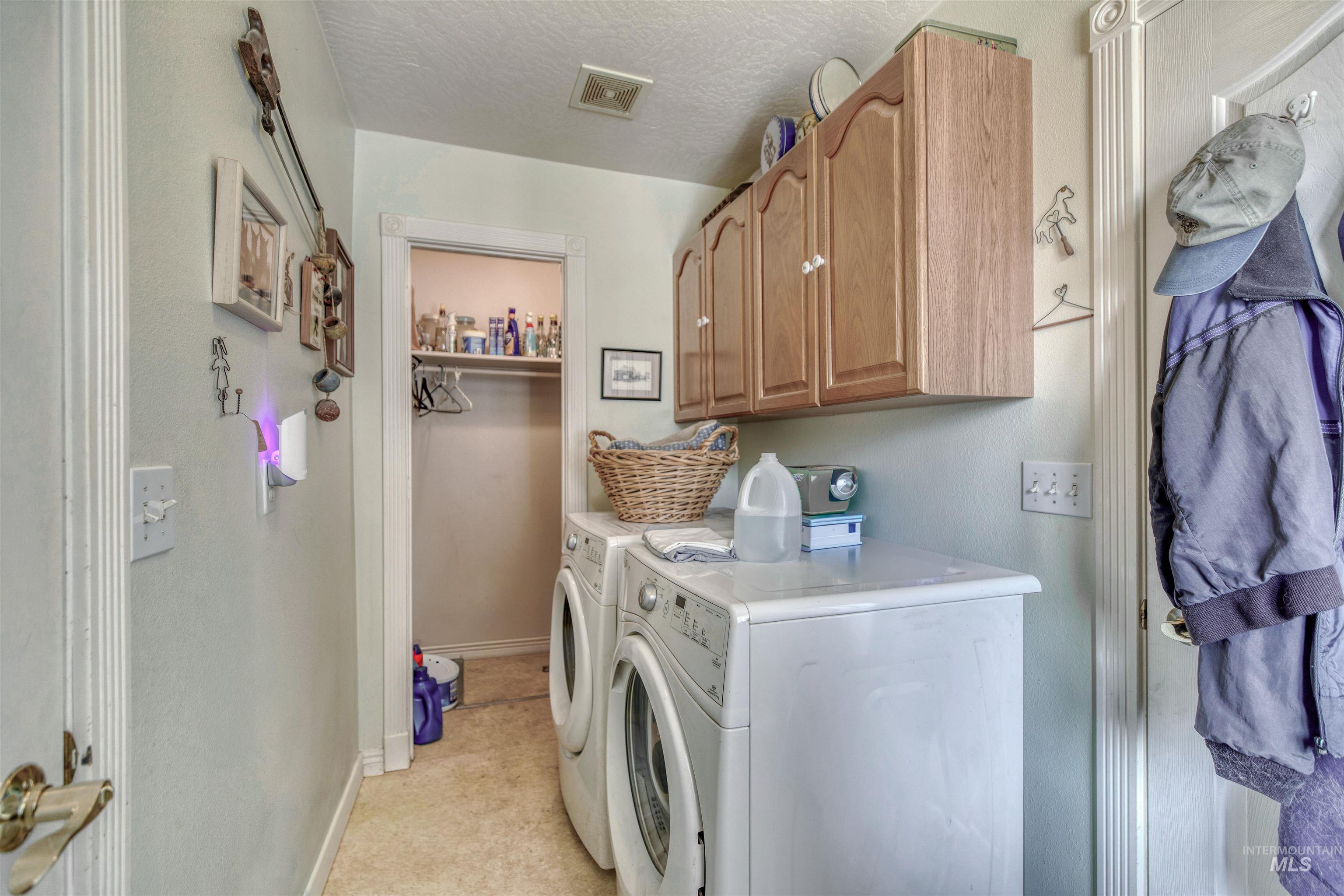 3295 Center Ave, Payette, Idaho 83661, 3 Bedrooms, 2 Bathrooms, Residential For Sale, Price $624,900,MLS 98997241