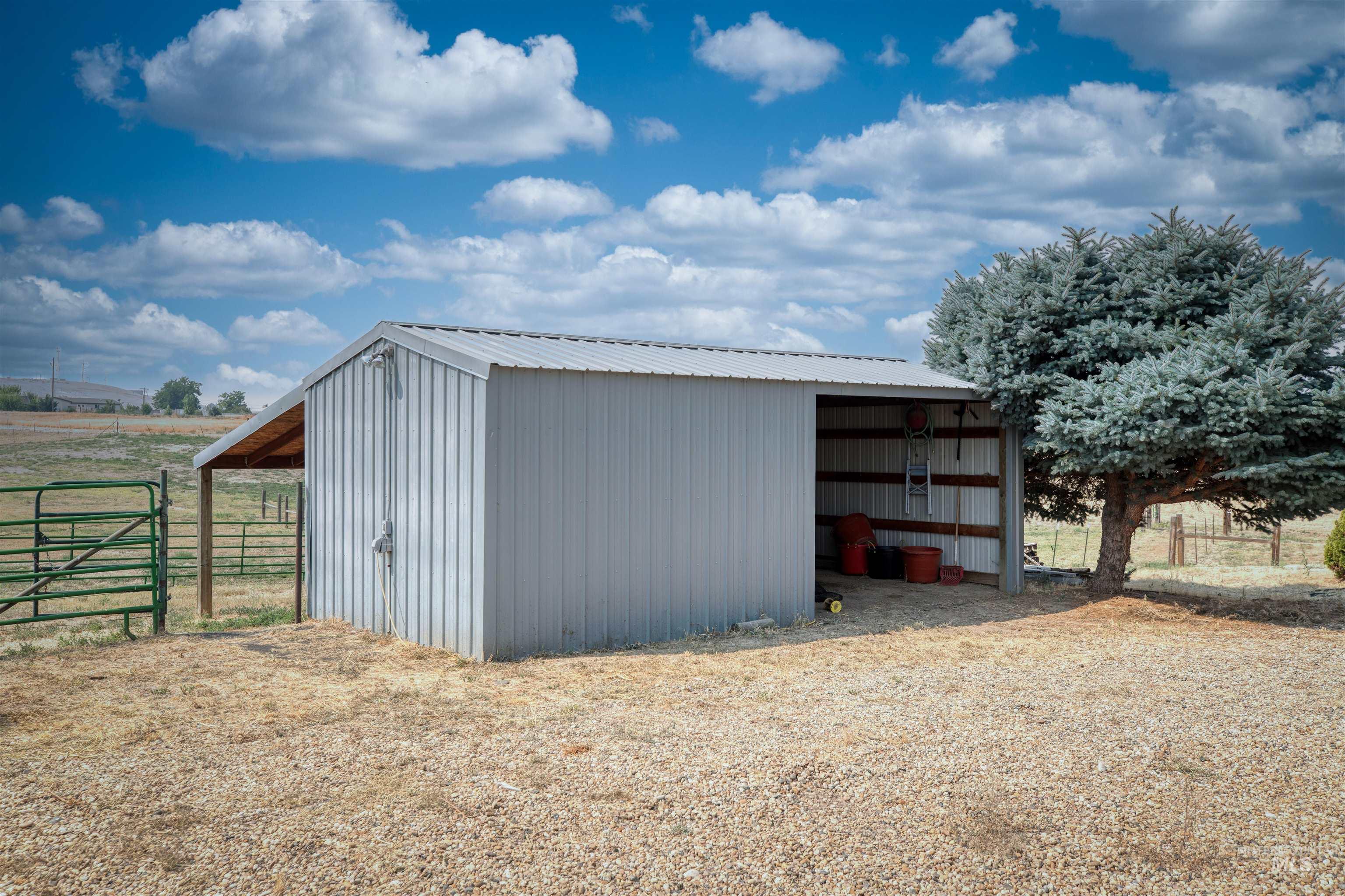 3295 Center Ave, Payette, Idaho 83661, 3 Bedrooms, 2 Bathrooms, Residential For Sale, Price $624,900,MLS 98997241