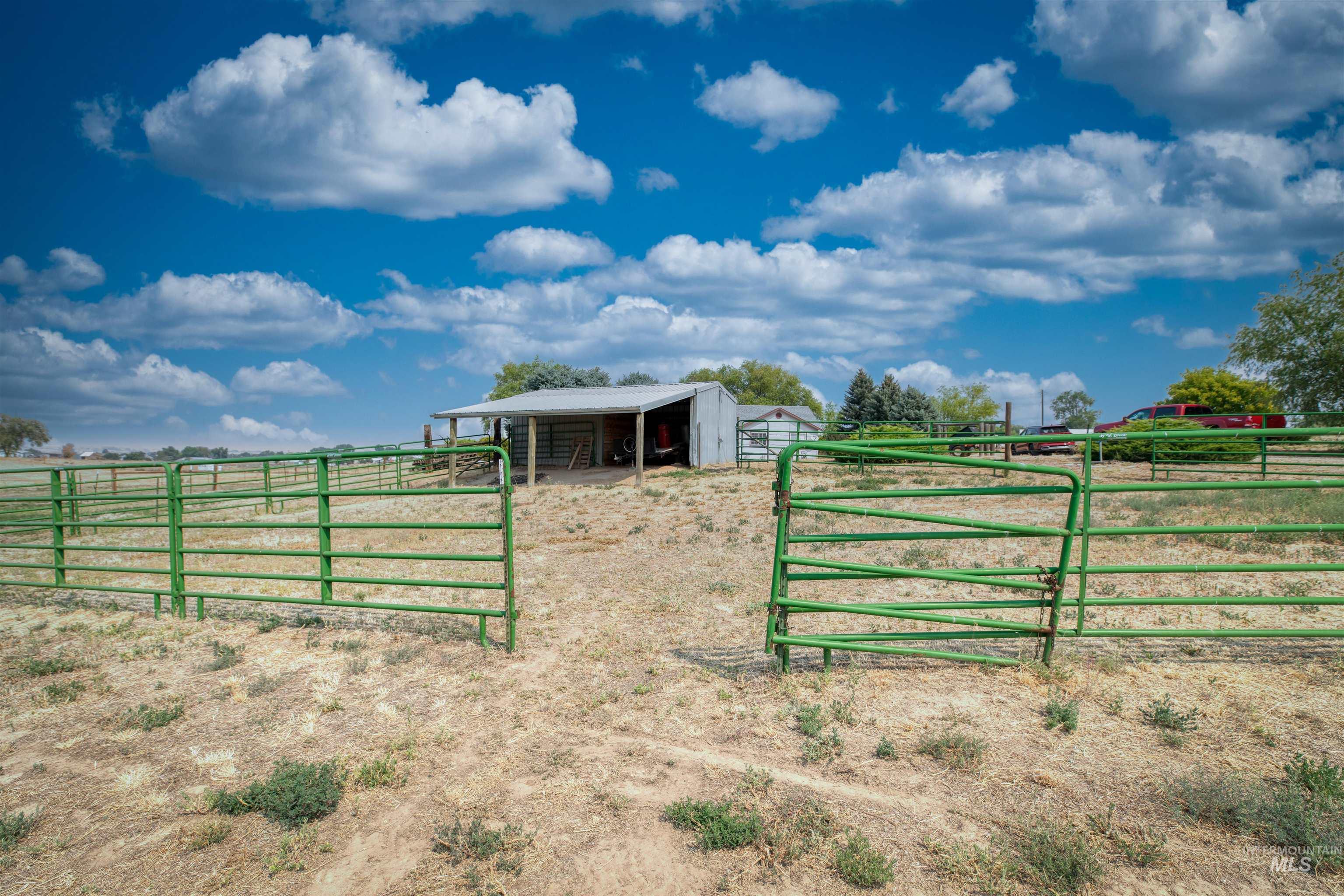 3295 Center Ave, Payette, Idaho 83661, 3 Bedrooms, 2 Bathrooms, Residential For Sale, Price $624,900,MLS 98997241
