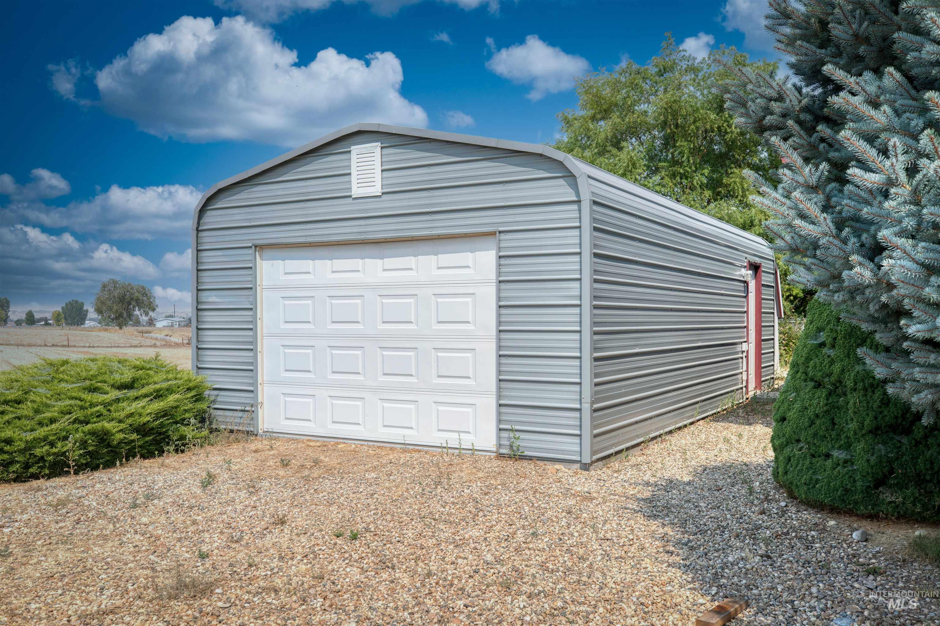 3295 Center Ave, Payette, Idaho 83661, 3 Bedrooms, 2 Bathrooms, Residential For Sale, Price $624,900,MLS 98997241