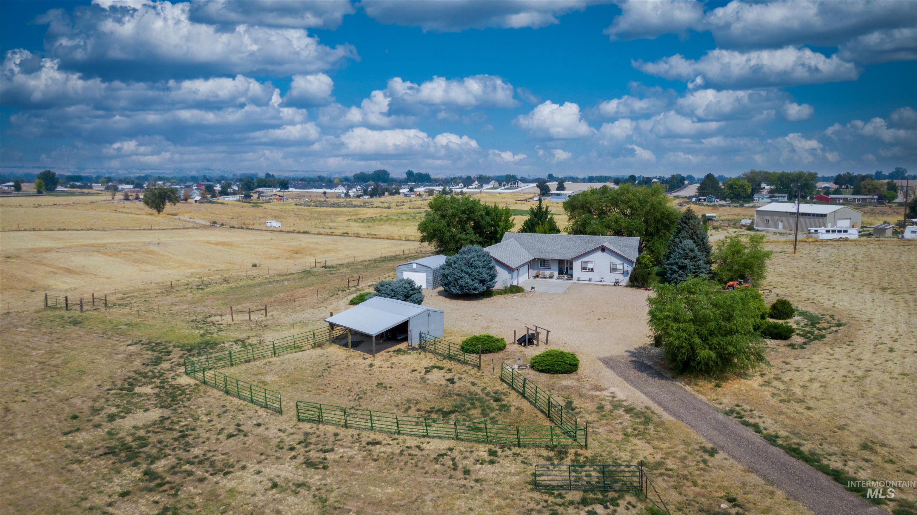 3295 Center Ave, Payette, Idaho 83661, 3 Bedrooms, 2 Bathrooms, Residential For Sale, Price $624,900,MLS 98997241