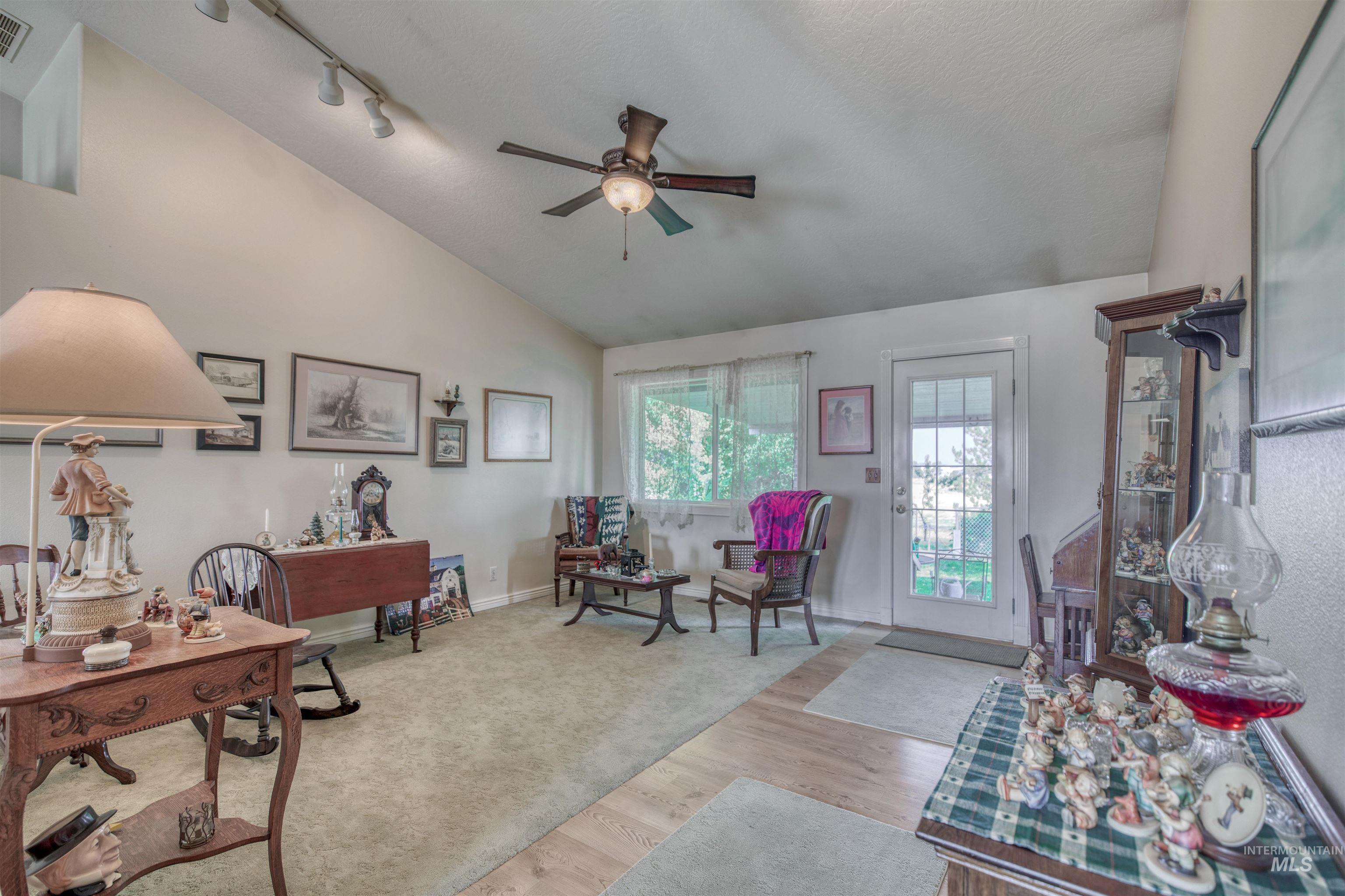 3295 Center Ave, Payette, Idaho 83661, 3 Bedrooms, 2 Bathrooms, Residential For Sale, Price $624,900,MLS 98997241