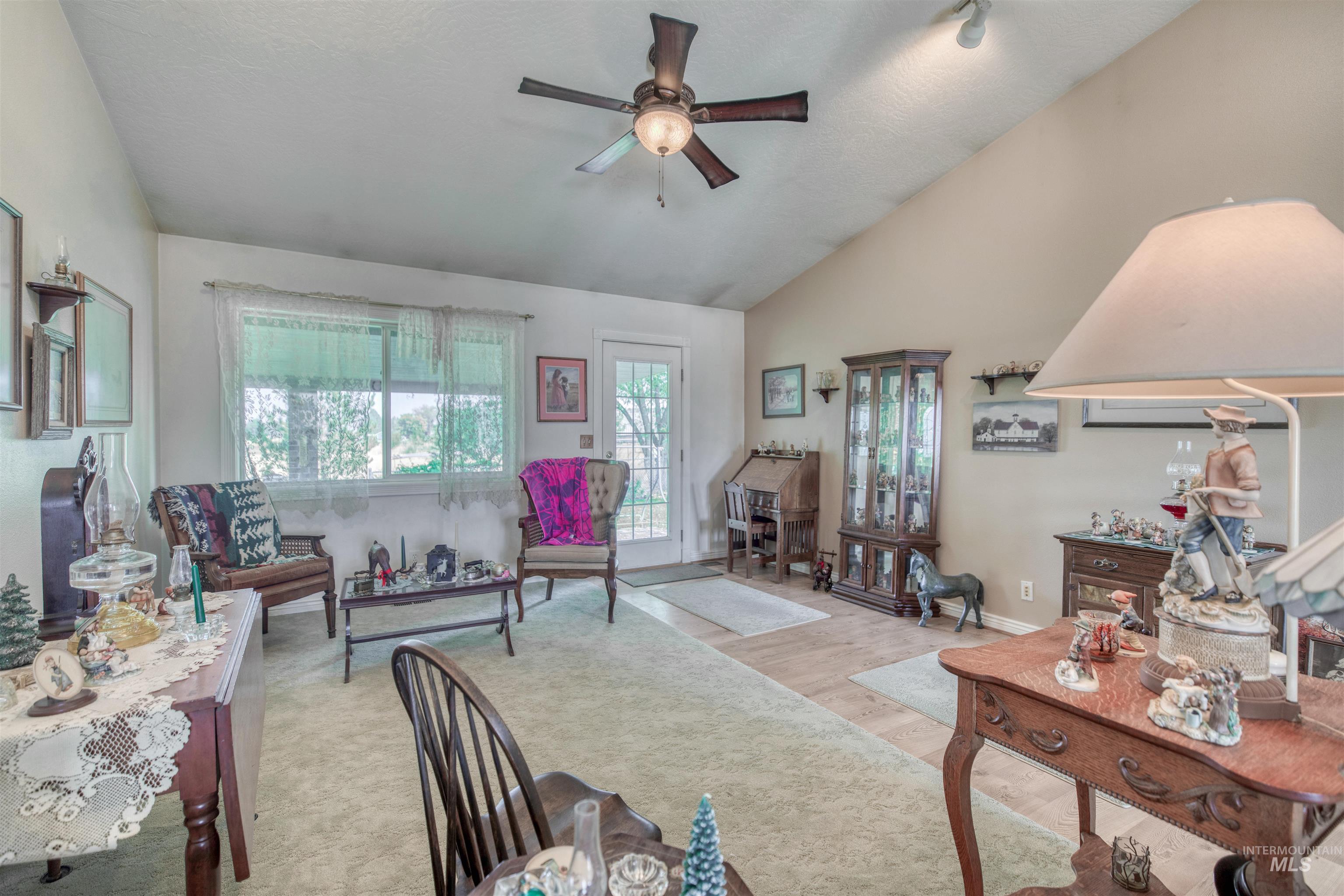 3295 Center Ave, Payette, Idaho 83661, 3 Bedrooms, 2 Bathrooms, Residential For Sale, Price $624,900,MLS 98997241