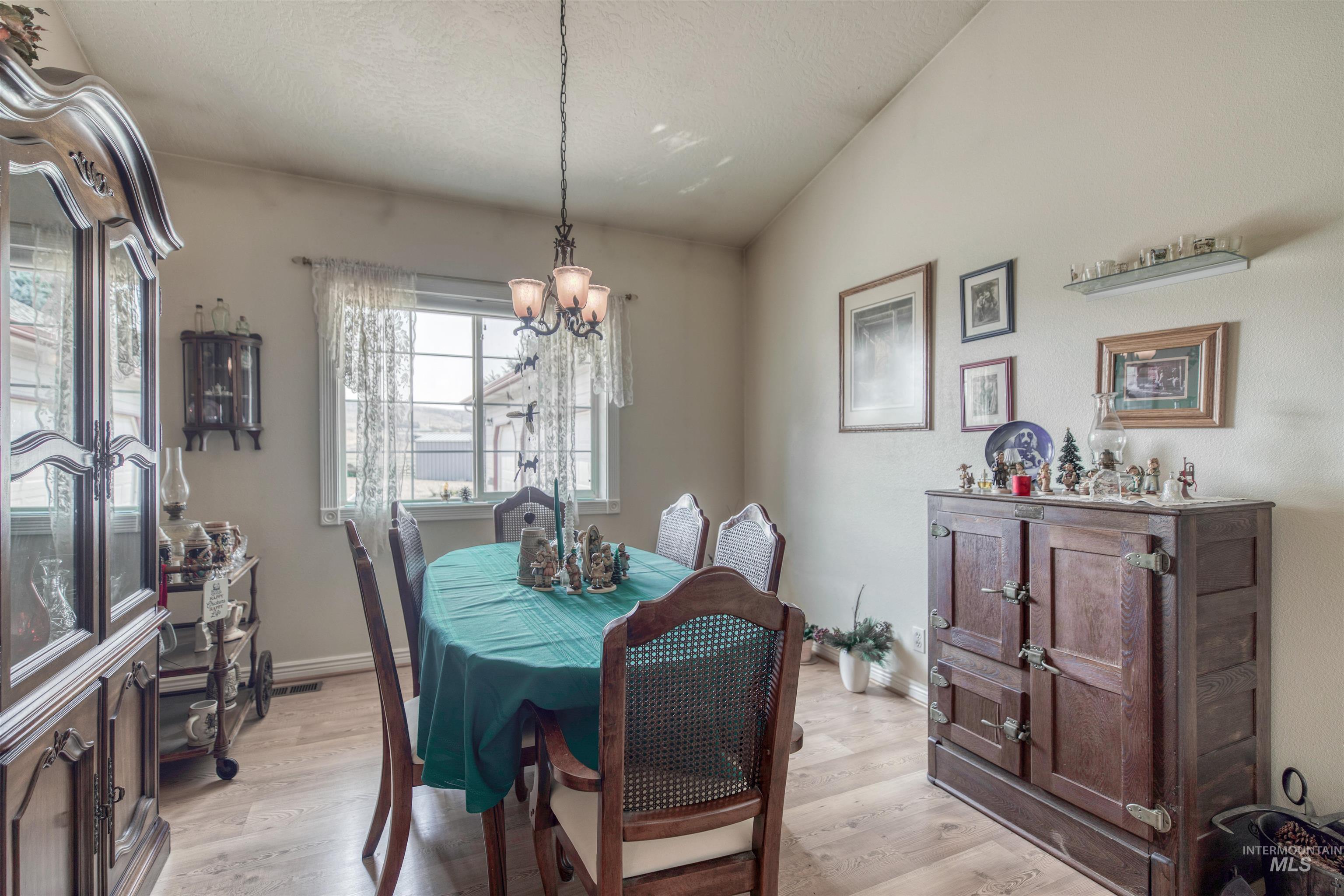 3295 Center Ave, Payette, Idaho 83661, 3 Bedrooms, 2 Bathrooms, Residential For Sale, Price $624,900,MLS 98997241