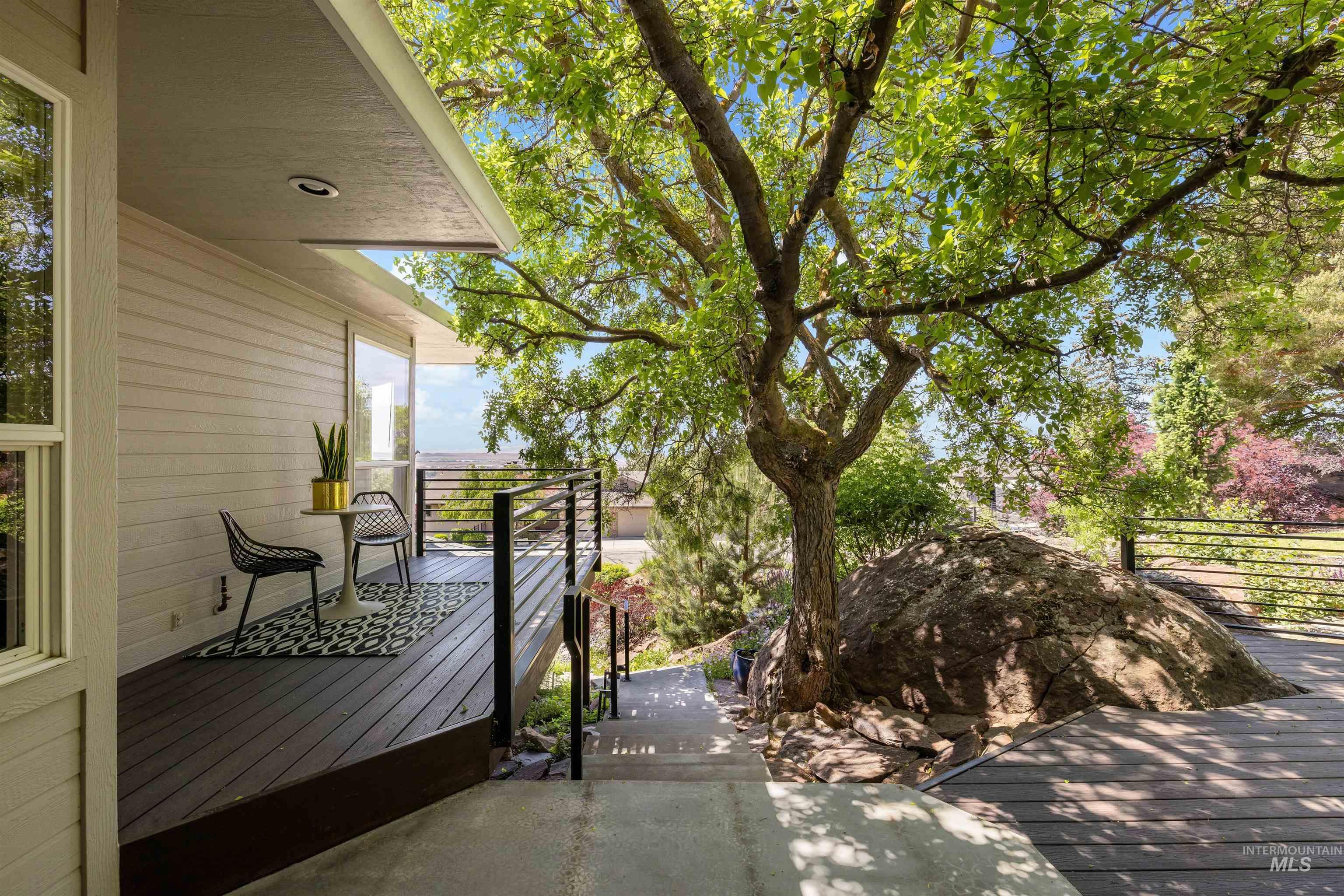 3244 E Boulder Heights Drive, Boise, Idaho 83712, 3 Bedrooms, 2 Bathrooms, Residential For Sale, Price $1,025,000, 98997242